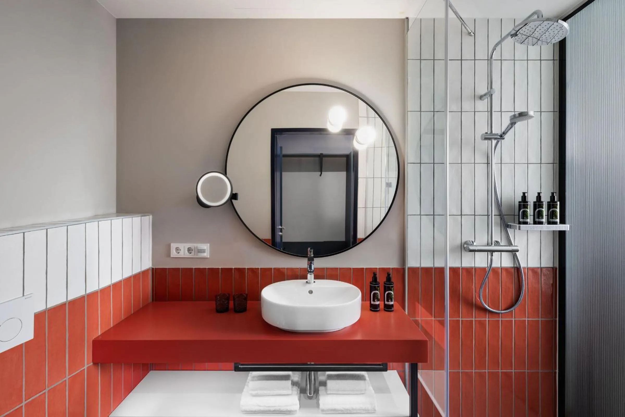 Shower in The Passenger, a Tribute Portfolio Hotel