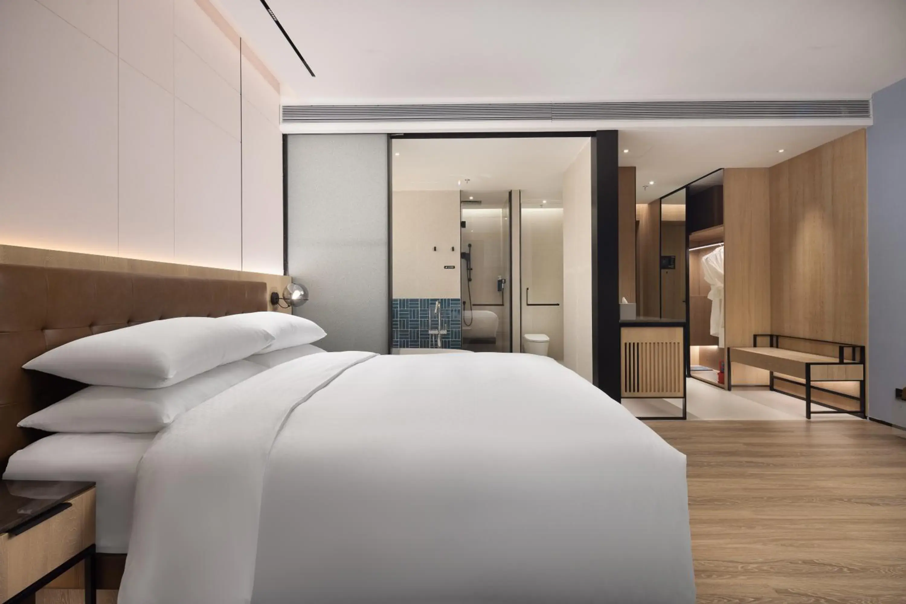 Superior King Room in Four Points by Sheraton Huzhou Superior King Room in Four Points by Sheraton Huzhou