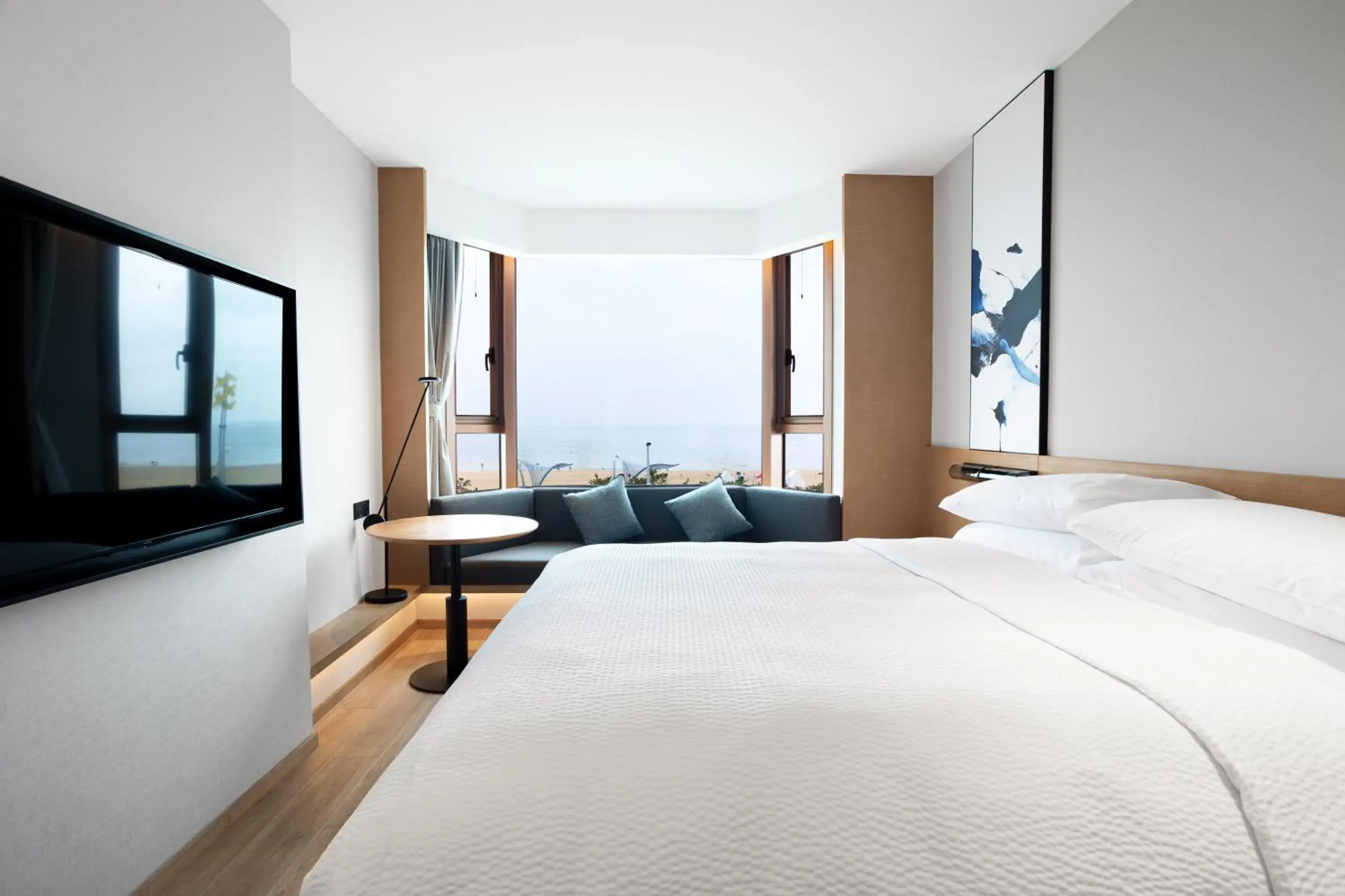 King Suite with Ocean View in Fairfield by Marriott Yantai King Suite with Ocean View in Fairfield by Marriott Yantai