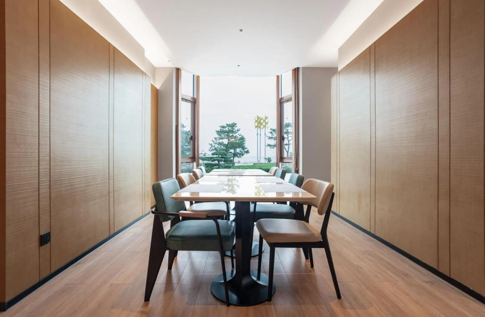 Dining area in Fairfield by Marriott Yantai