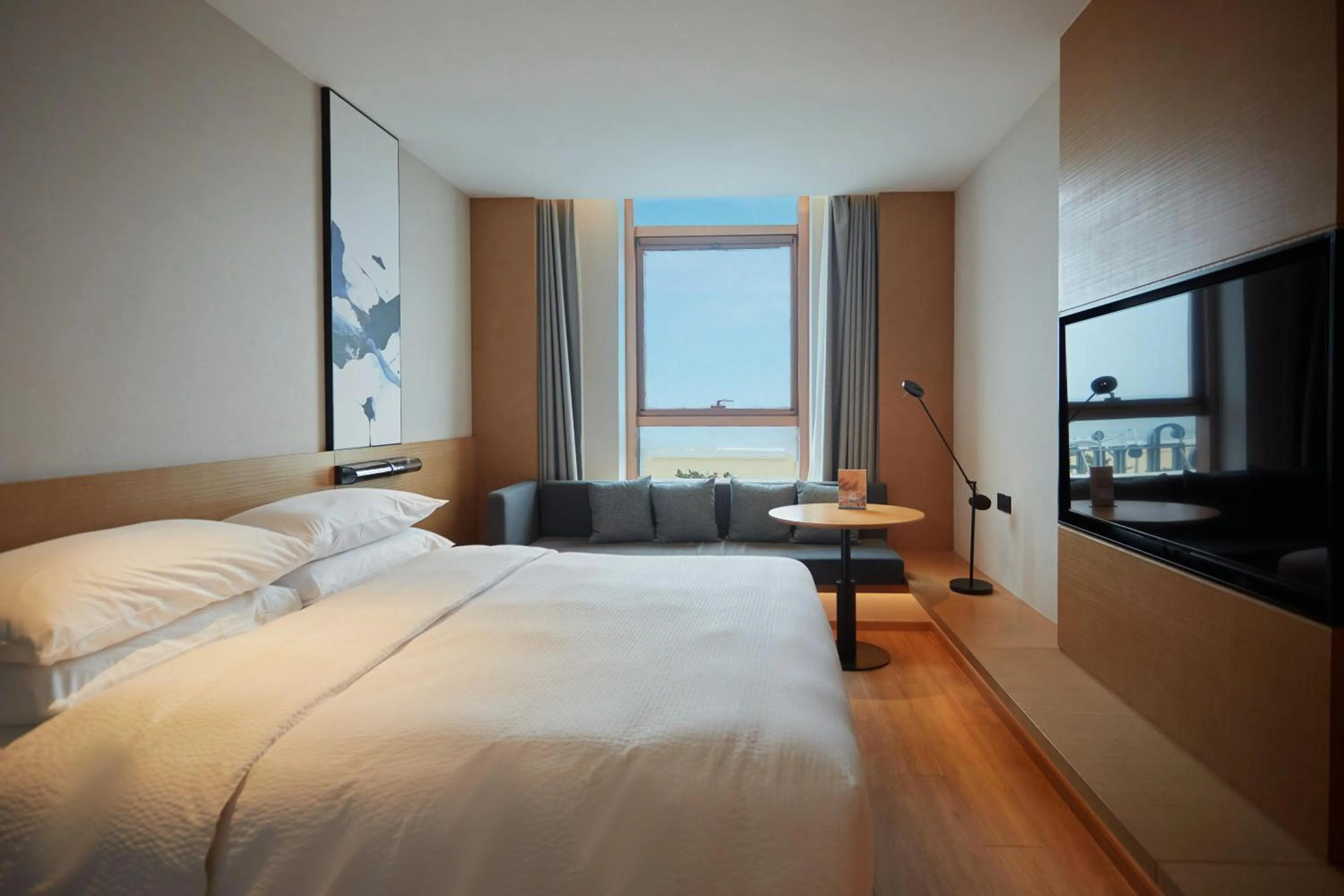 Bedroom, Bed in Fairfield by Marriott Yantai