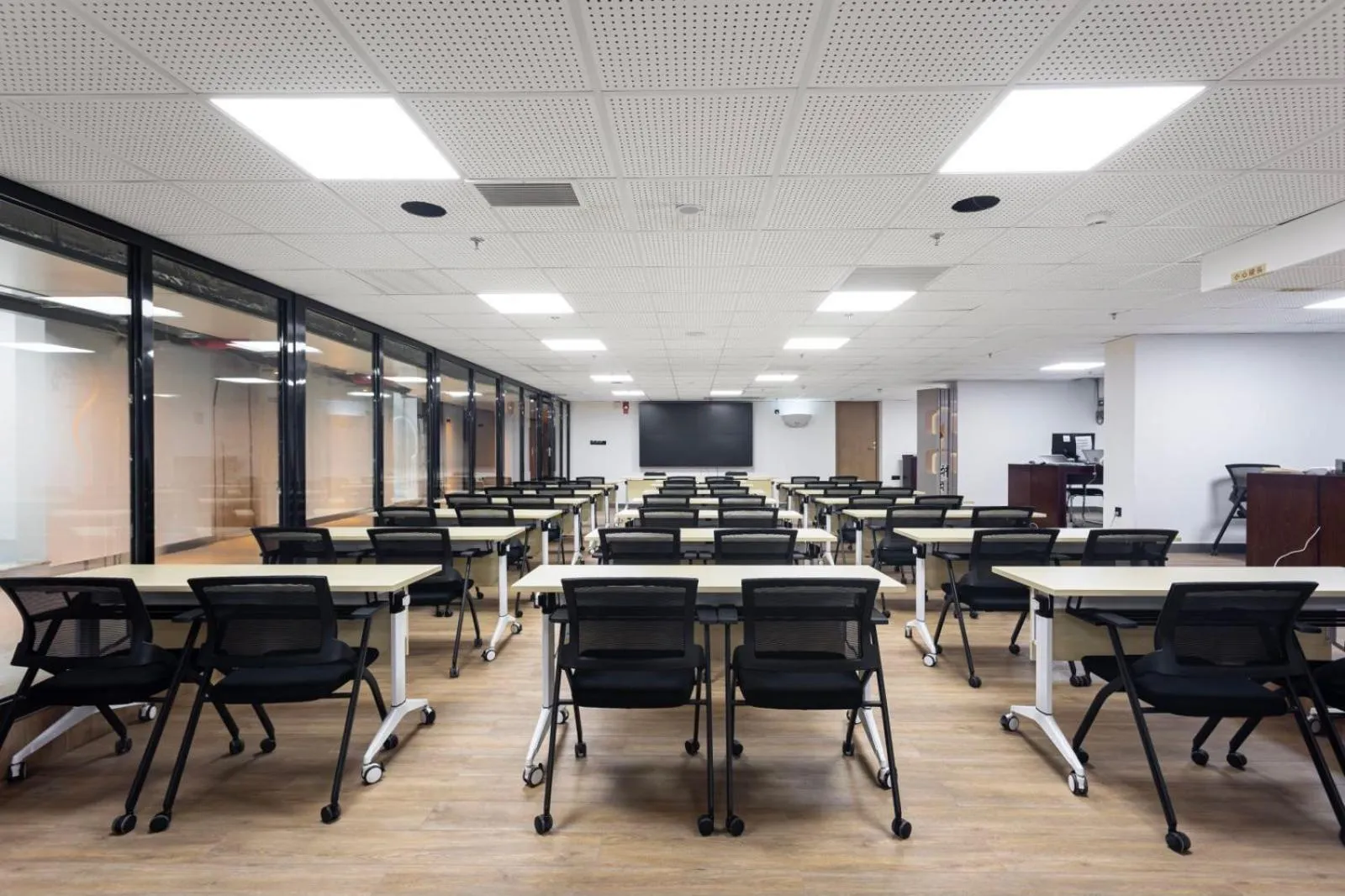 Meeting/conference room in Fairfield by Marriott Yantai