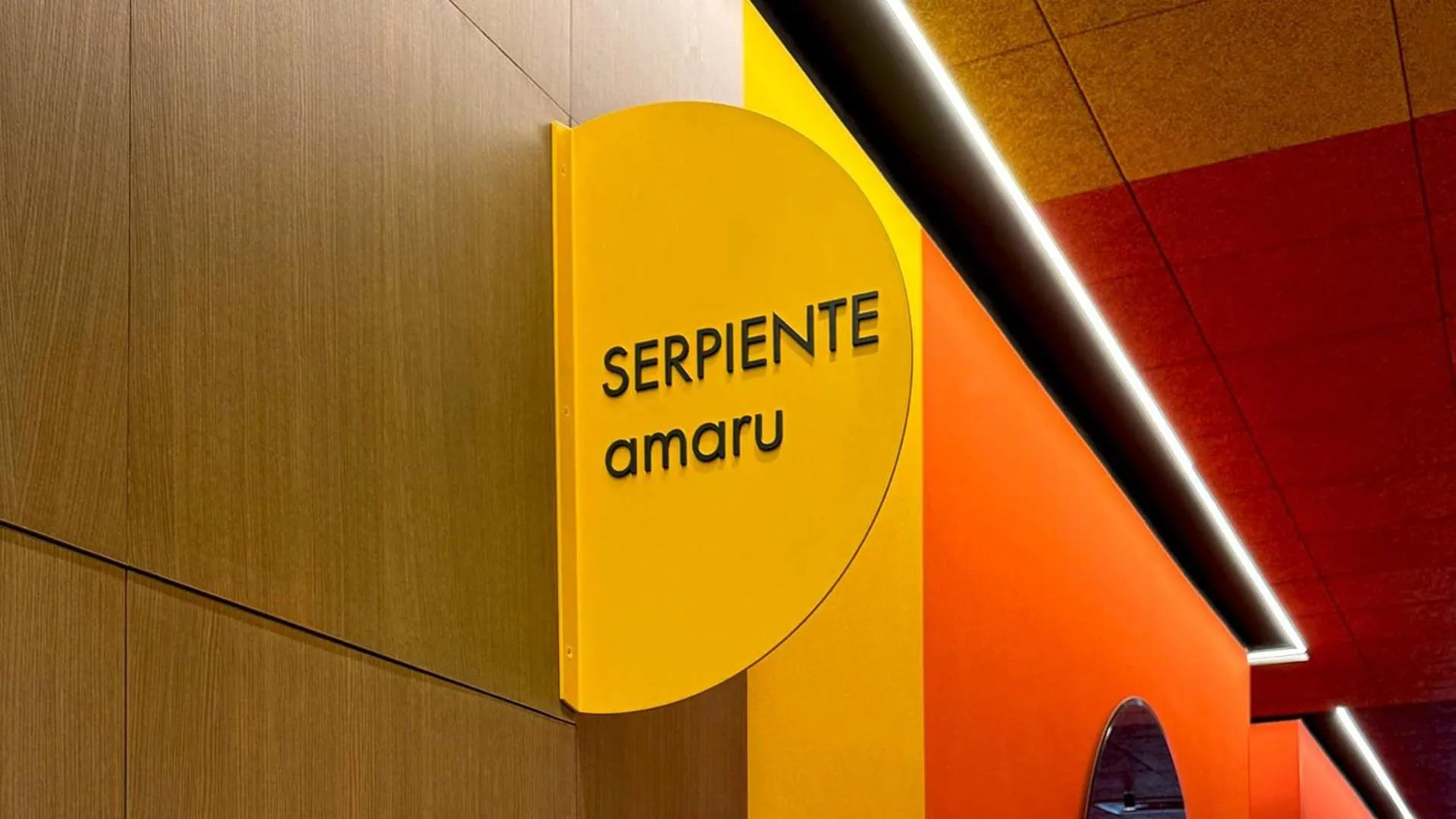 Meeting/conference room in Nhow Lima