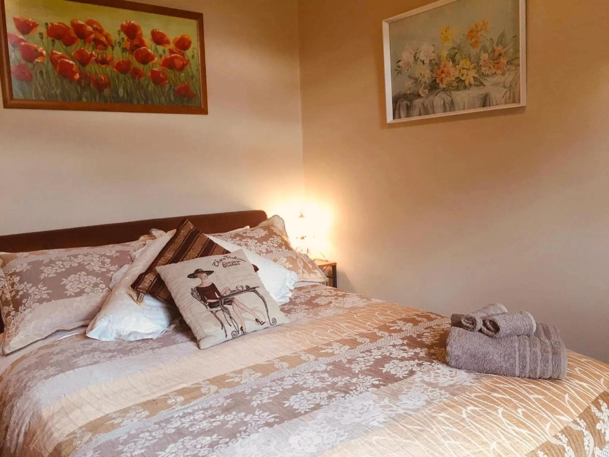 Bedroom, Bed in Anglesea House Inn