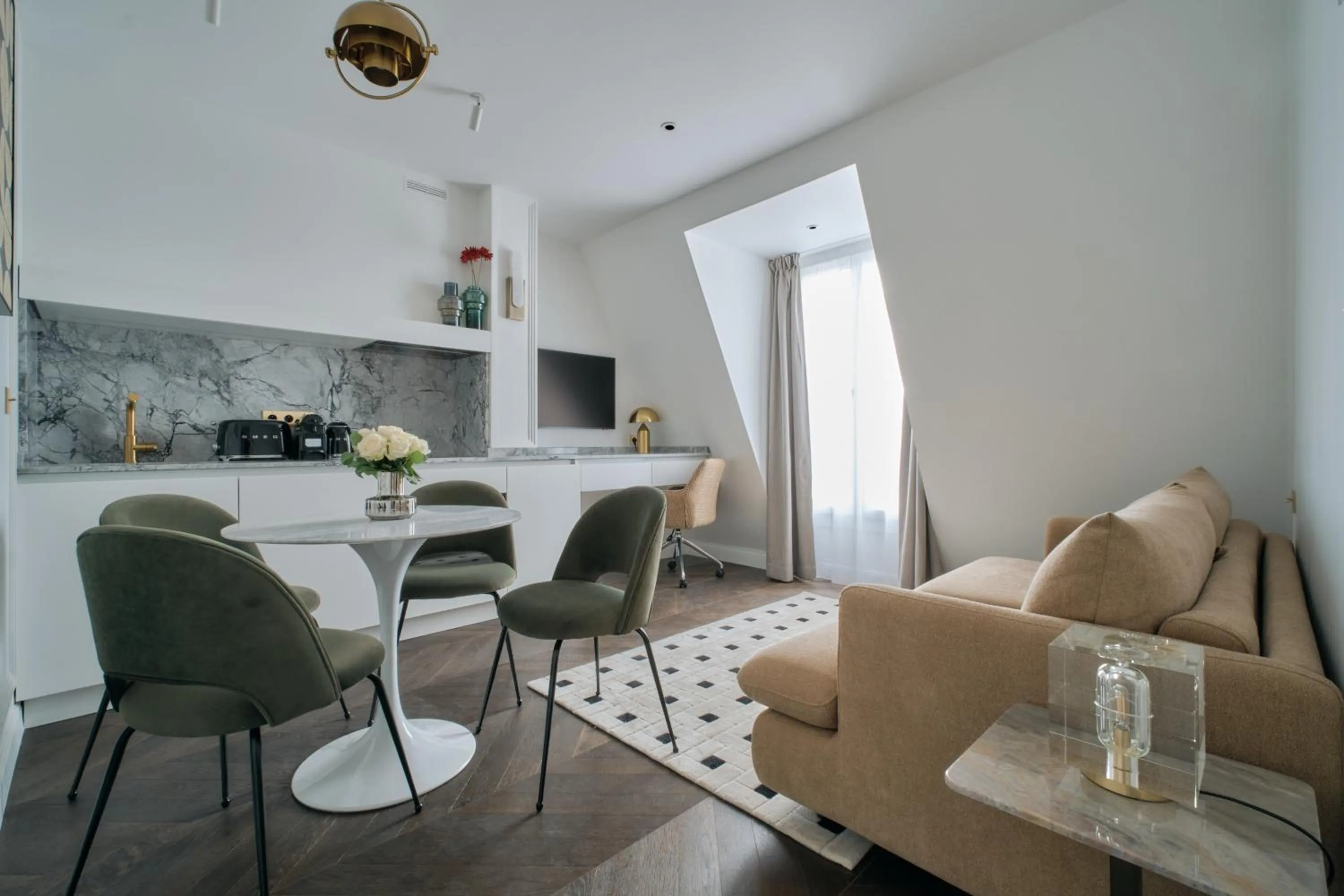 Kitchen or kitchenette in Nestay Les Halles