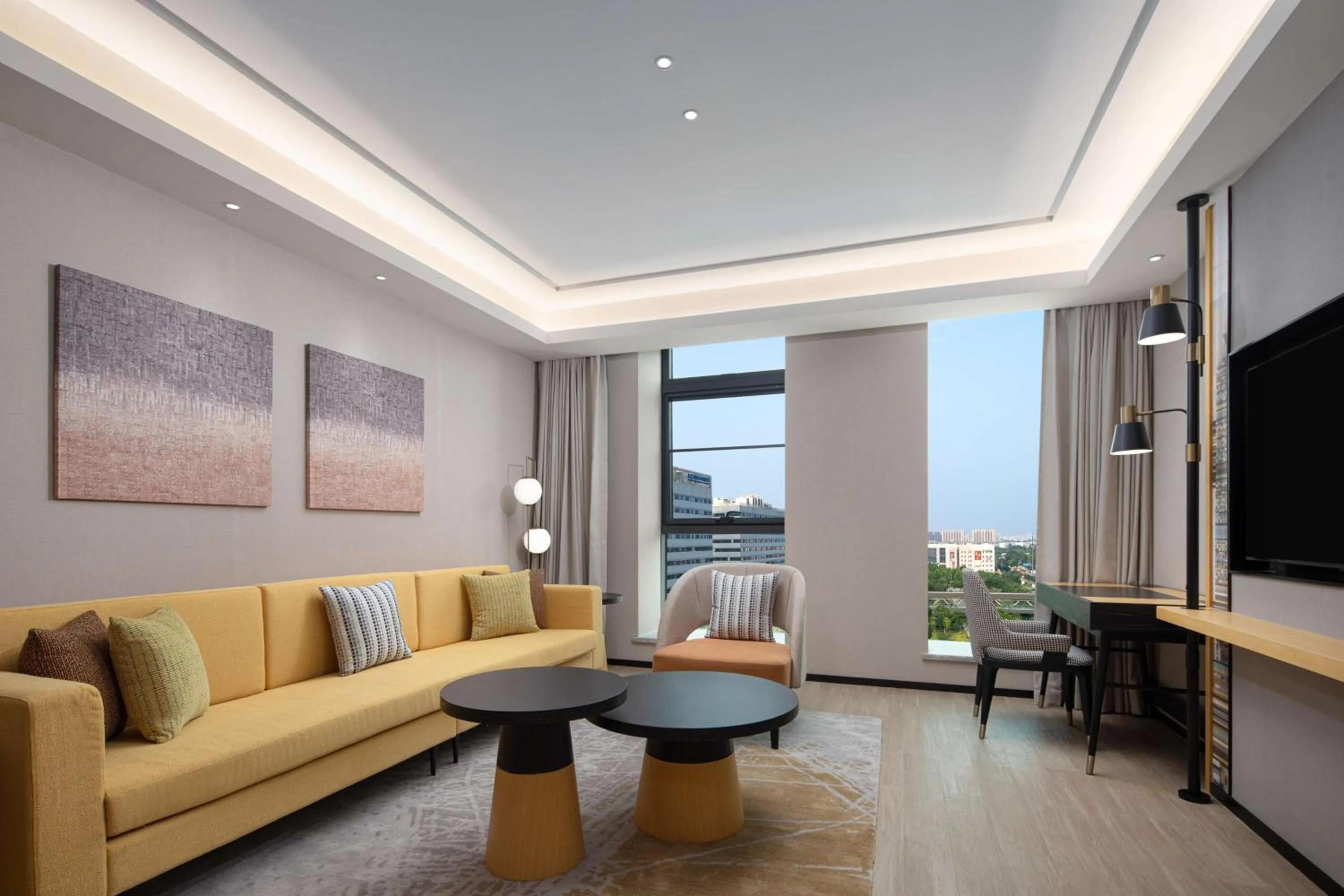 Living room in Hilton Garden Inn Beijing Huaxiang Tiantan Hospital