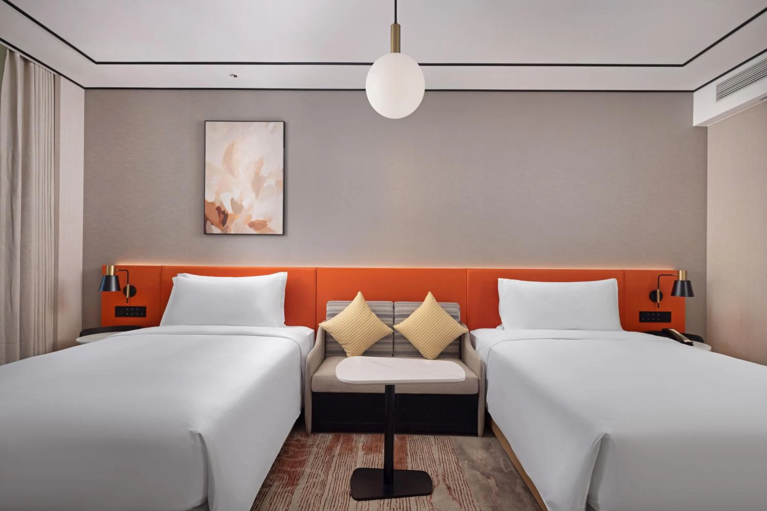 Bed in Hilton Garden Inn Jingdezhen Taoyuan Valley