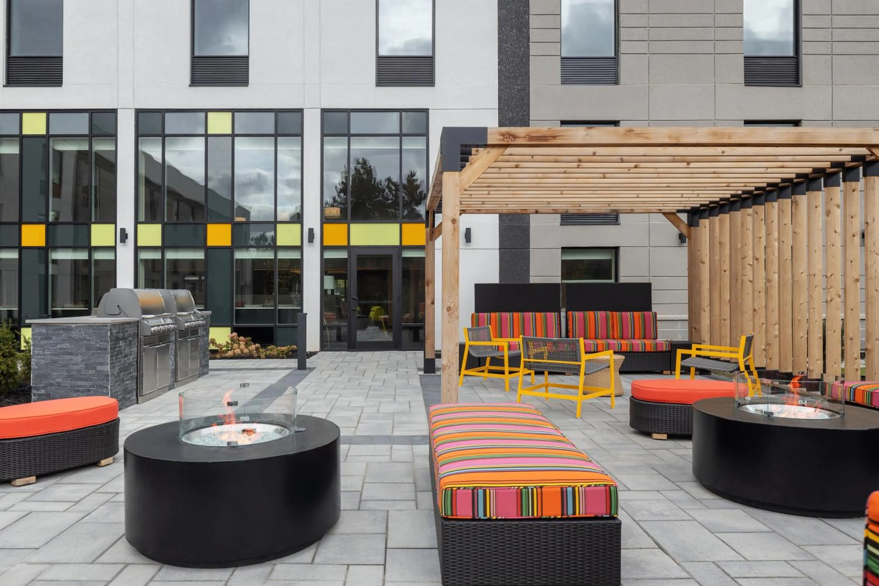 Property building in Home2 Suites By Hilton Kitchener