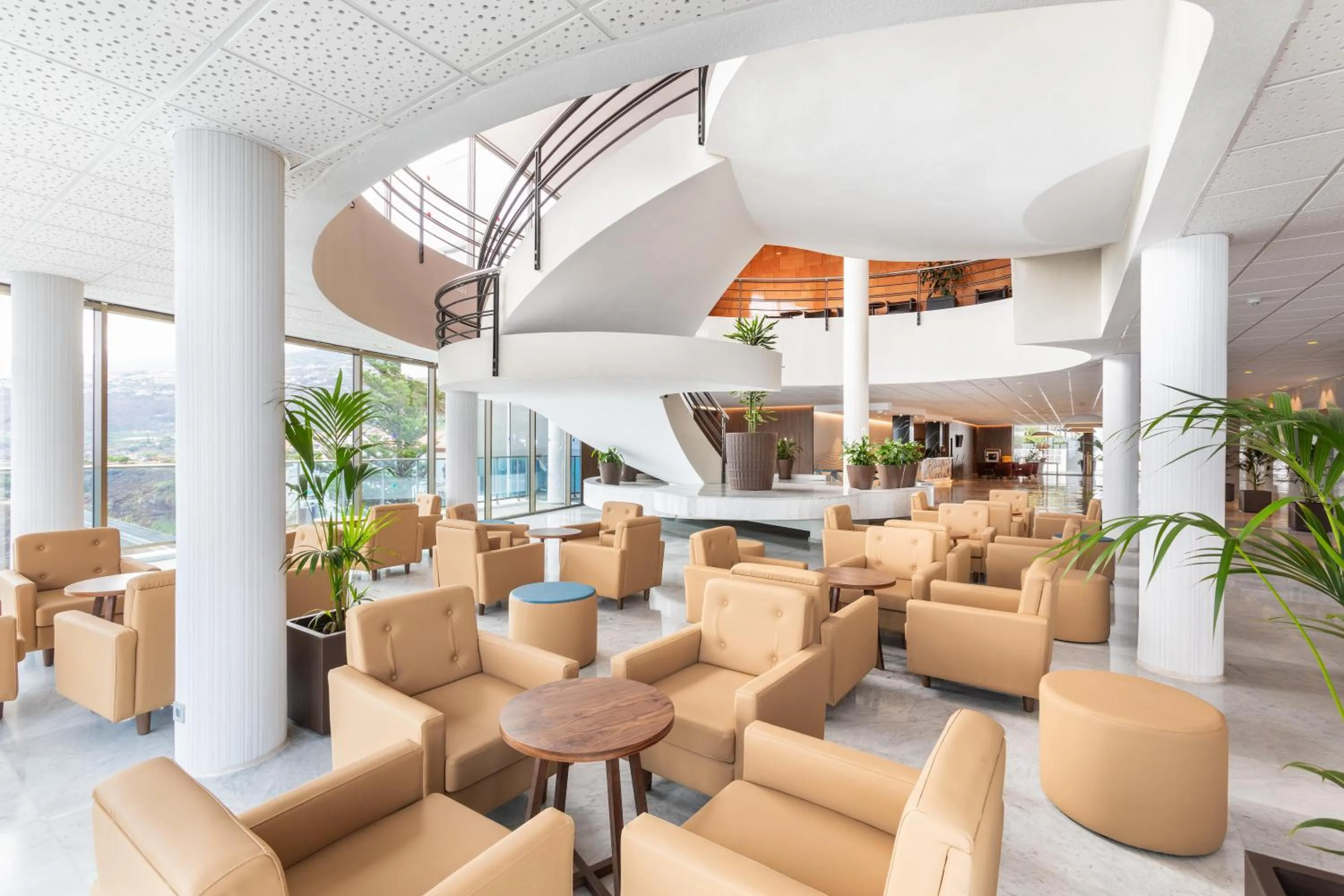 Lobby or reception in Hotel Best Semiramis
