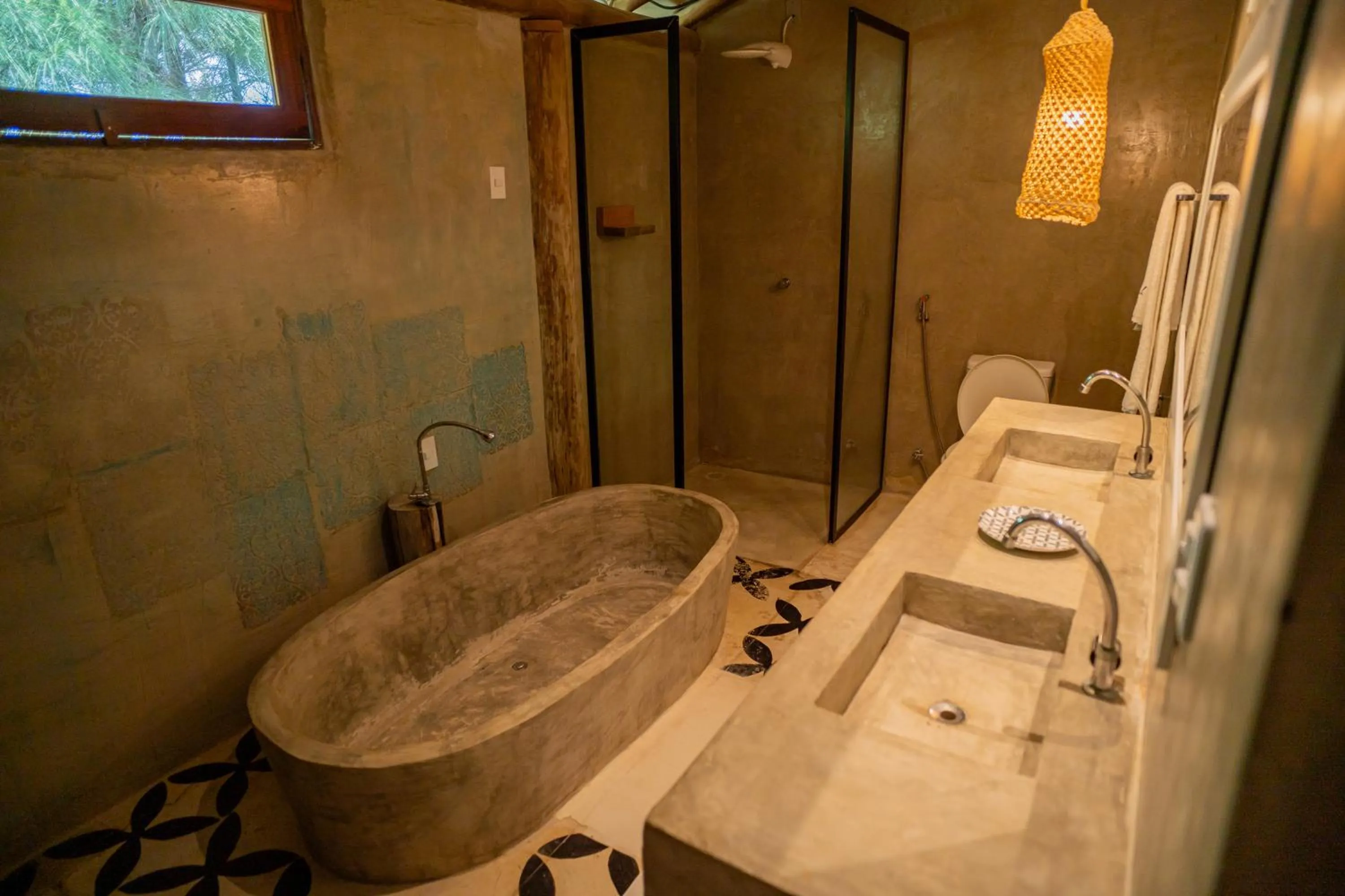 Shower in Zebra Boutique Hotel