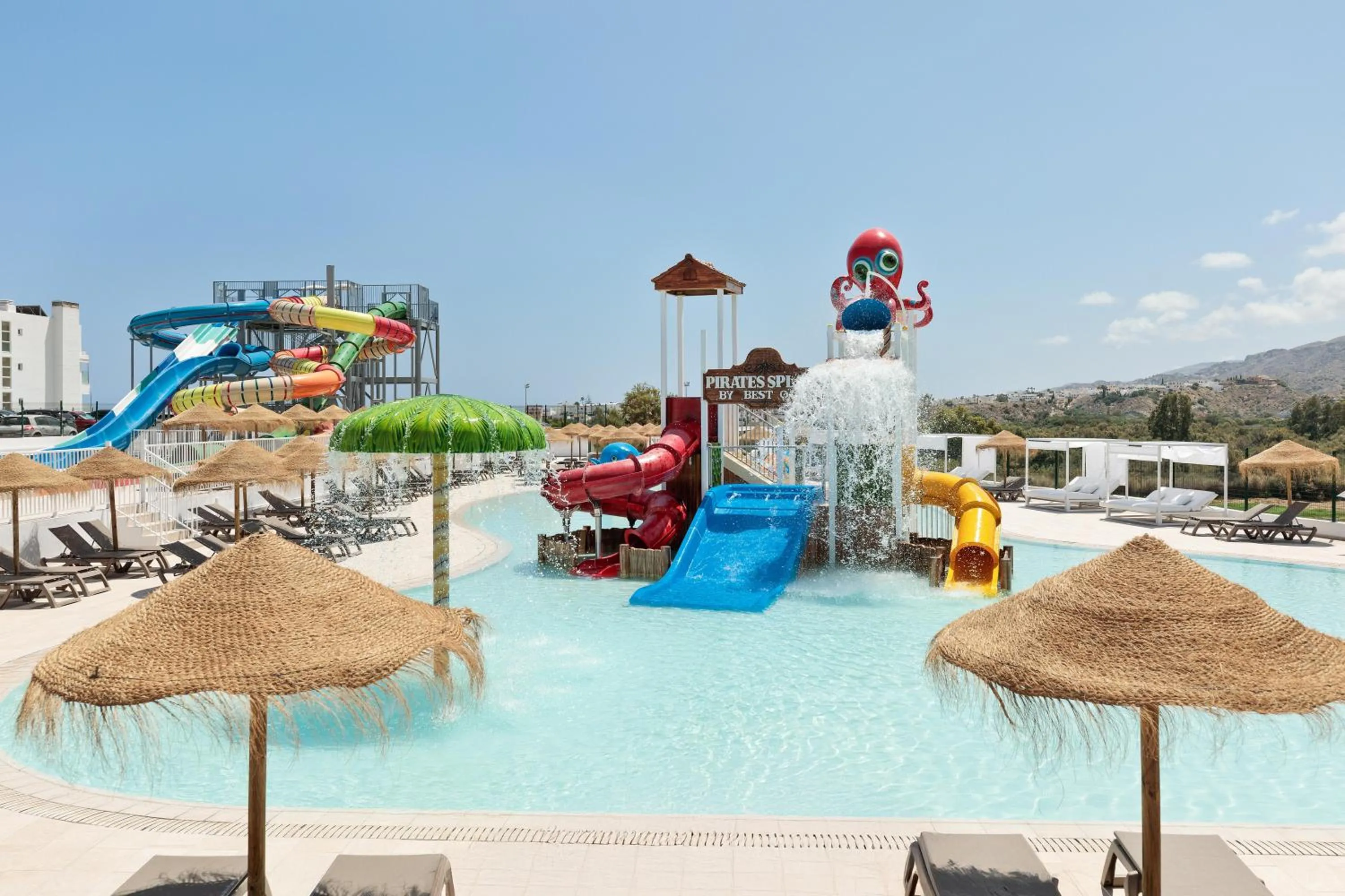 Swimming pool in Hotel Best Mojácar