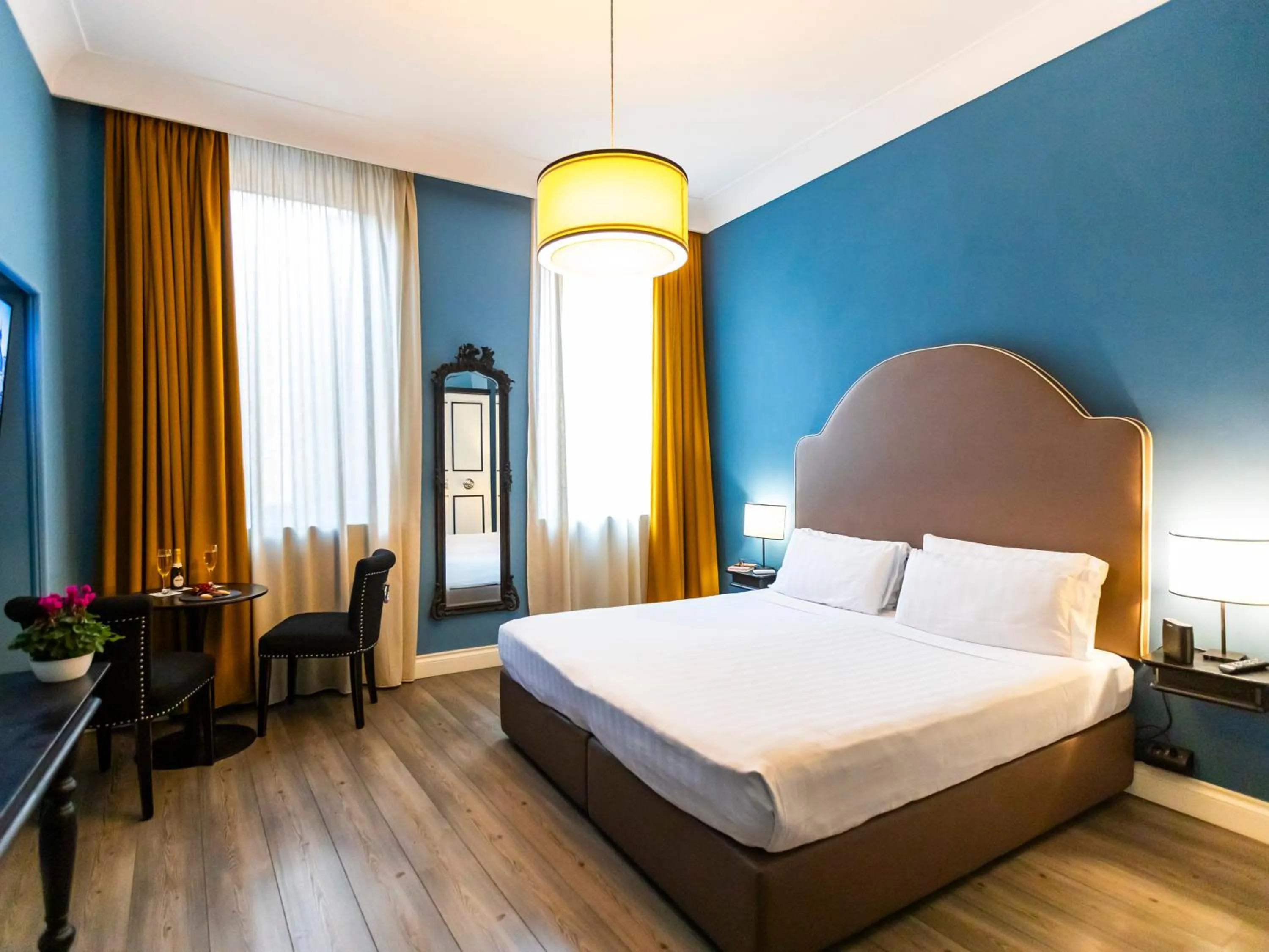 Photo of the whole room, Bed in JB Relais- Campo de' Fiori