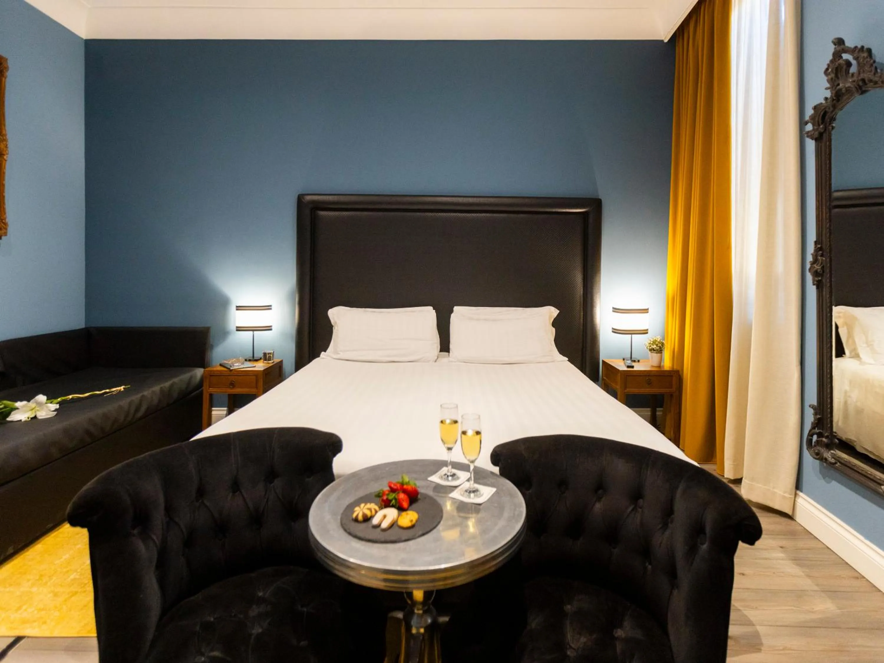 Photo of the whole room, Bed in JB Relais- Campo de' Fiori