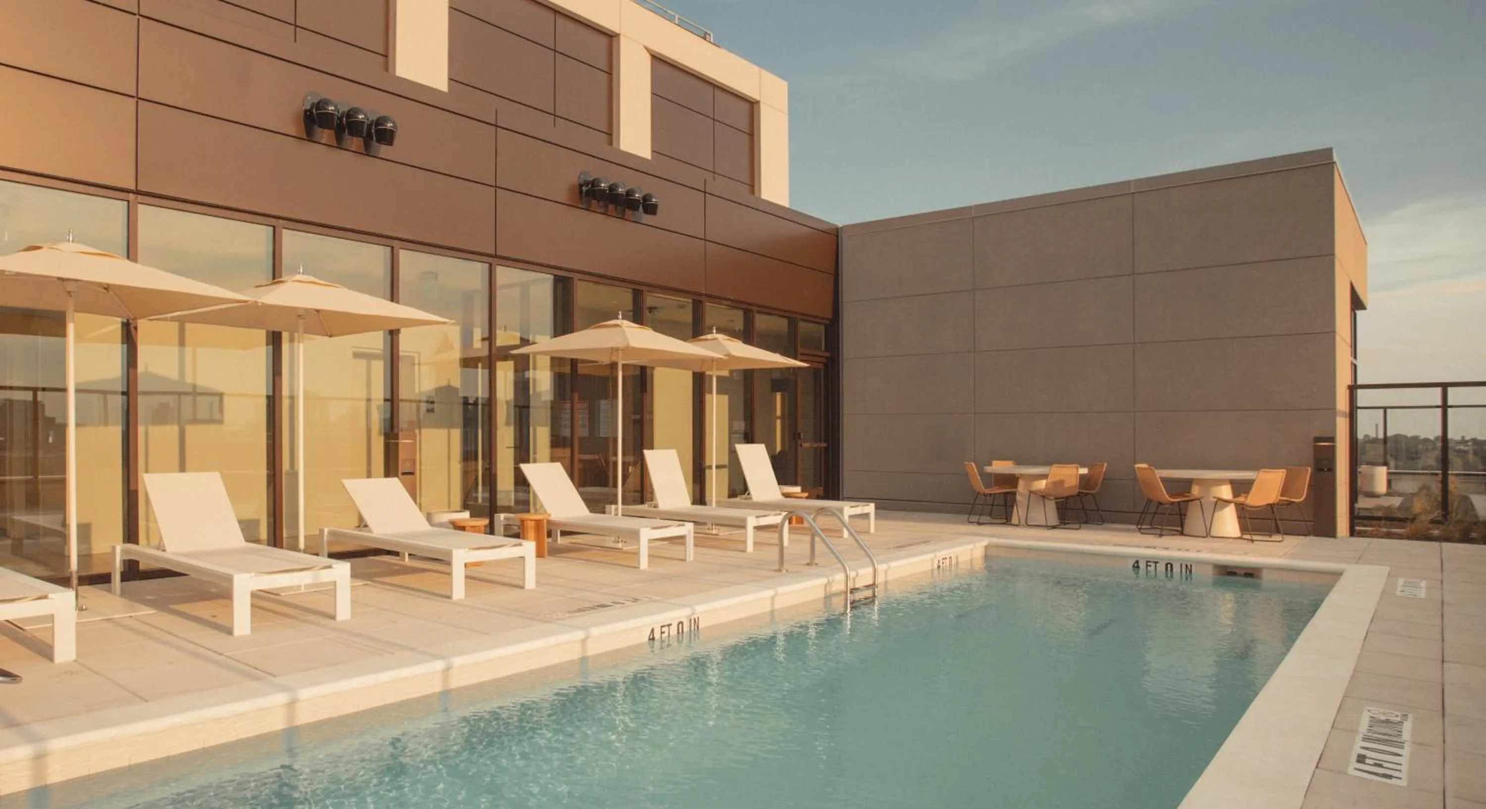 Swimming pool in Scout Living, powered by Placemakr - Midtown