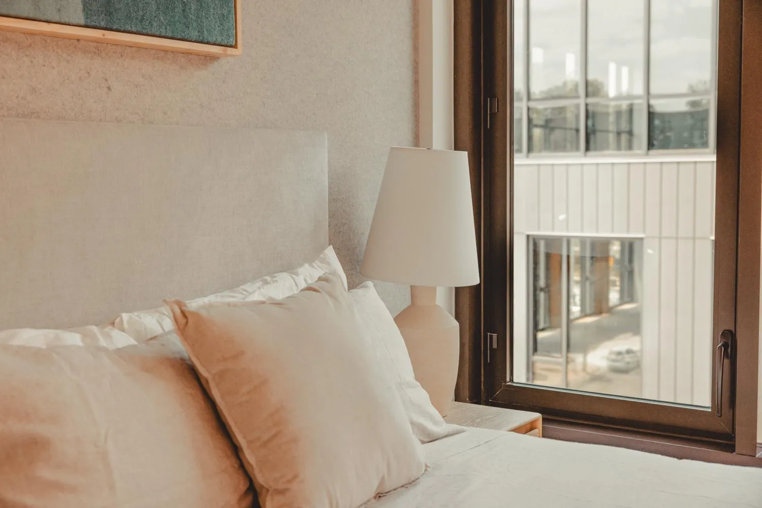 Bed in Scout Living, powered by Placemakr - Midtown