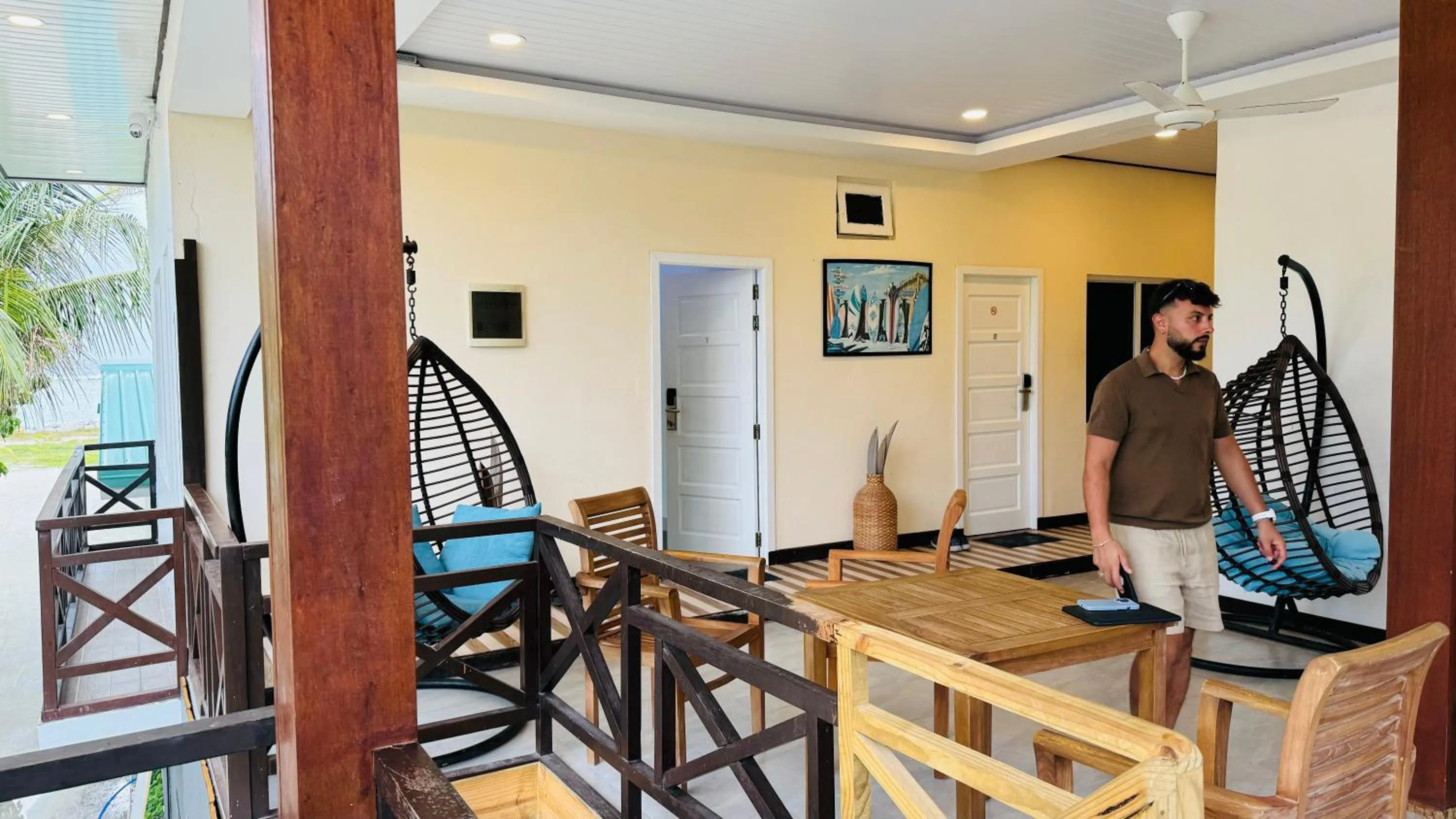 Balcony/Terrace in Wave Crest Retreat