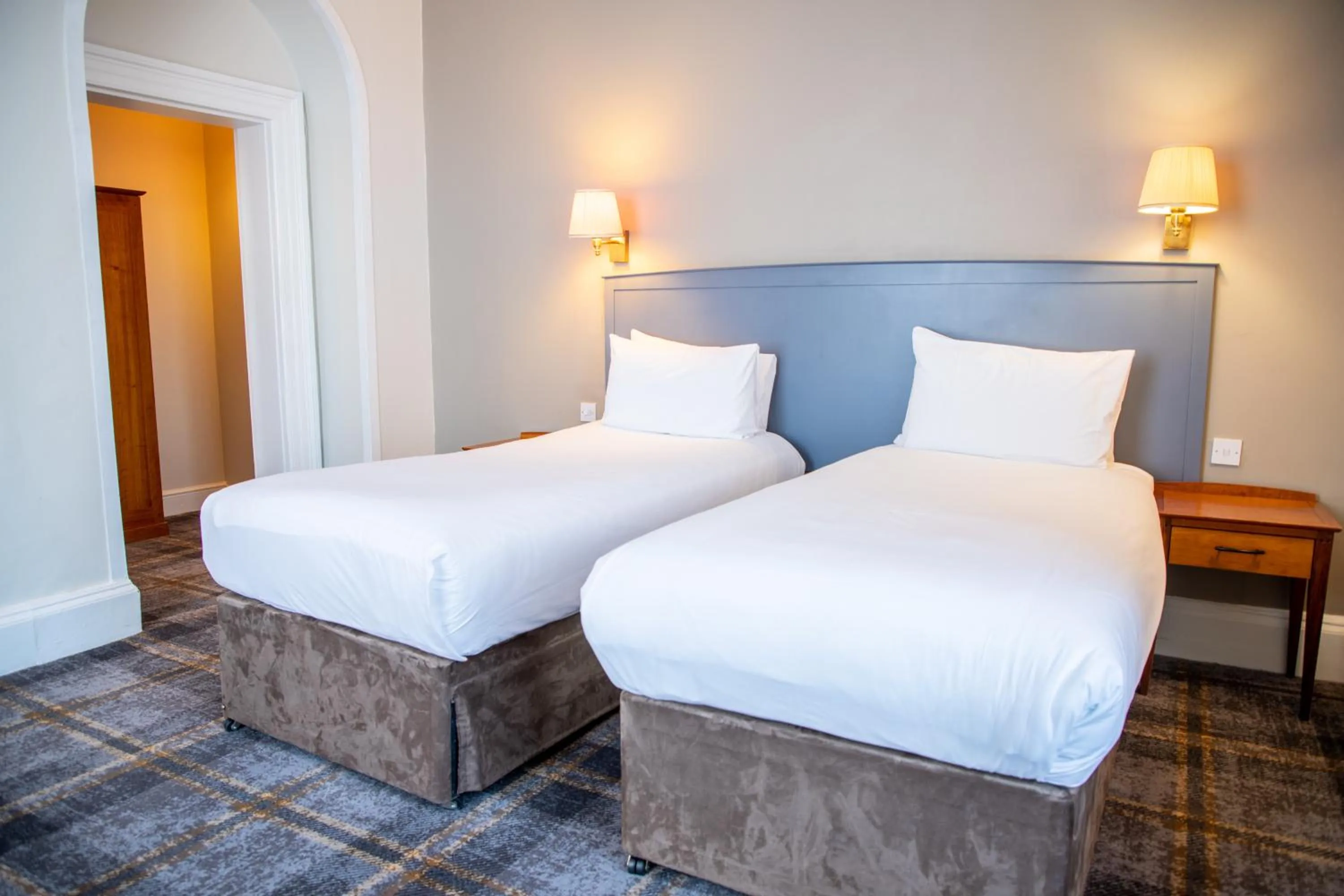 Bed in Arnos Manor Hotel