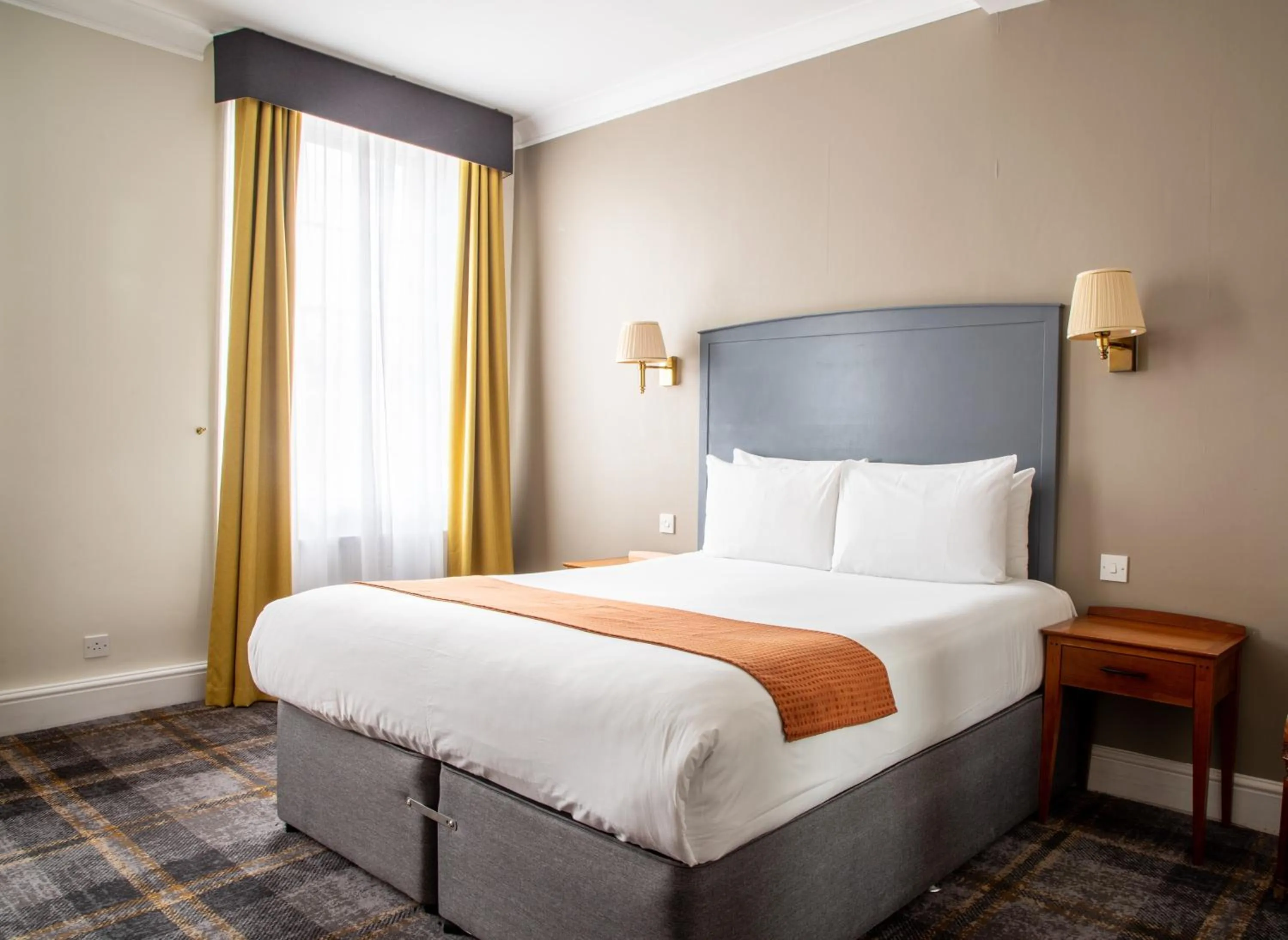 Bed in Arnos Manor Hotel