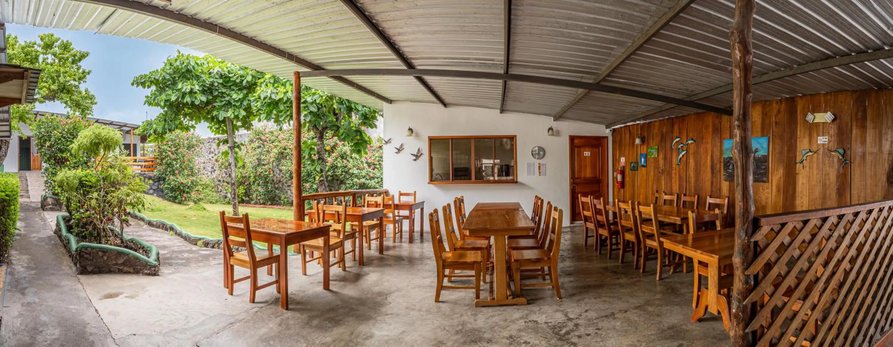 Dining area in La Peregrina Galapagos B&B