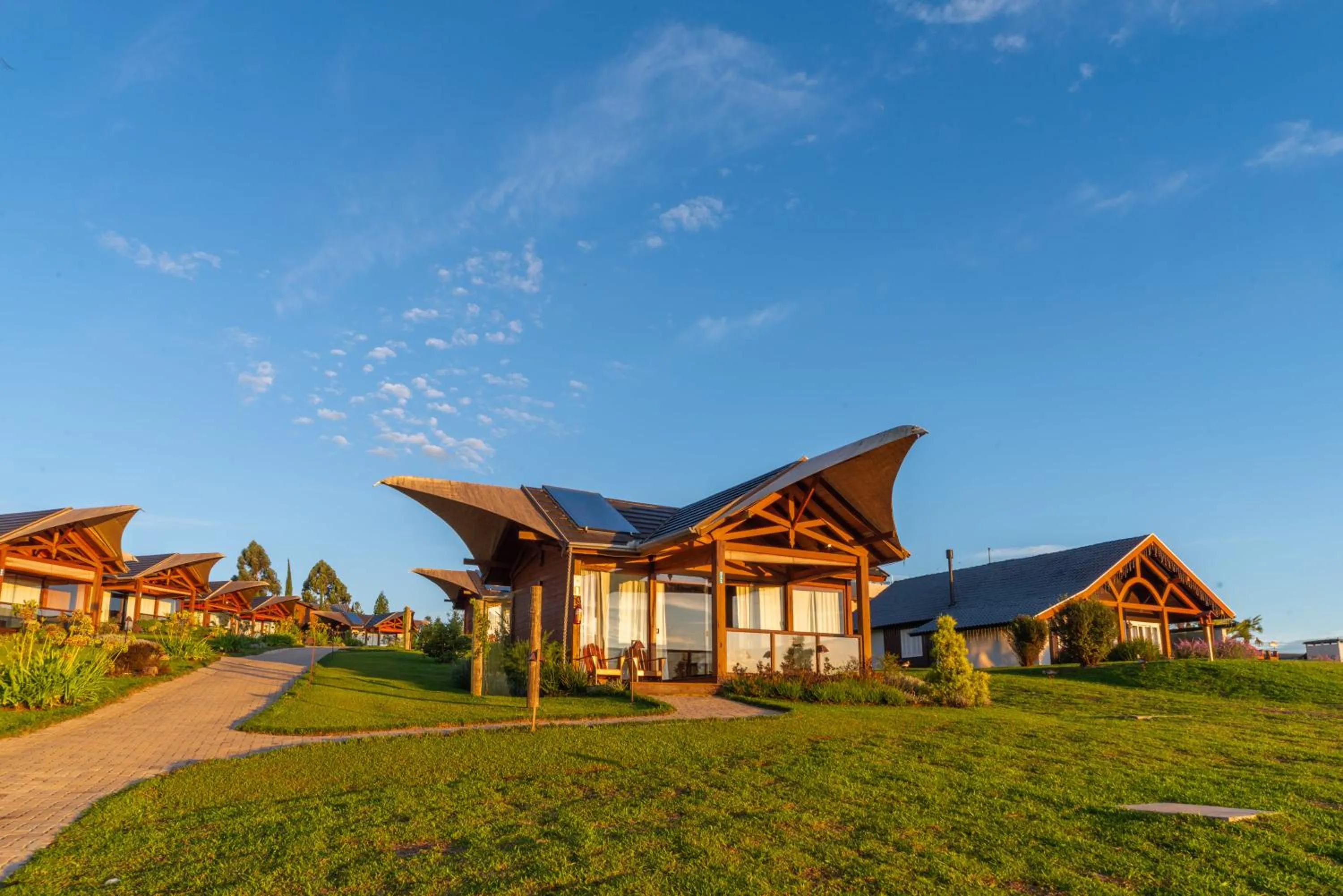 Property building in Divisa Experience Resort