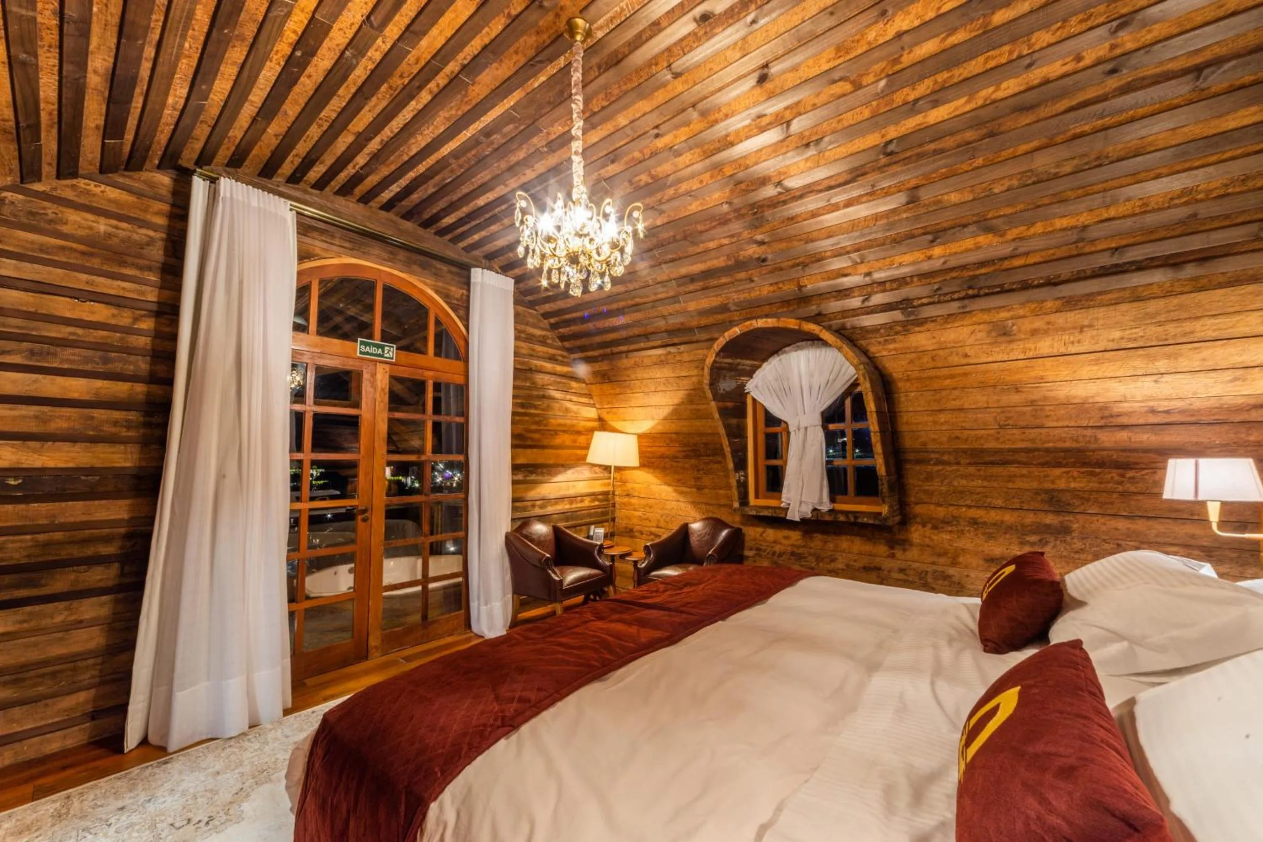 Photo of the whole room, Bed in Divisa Experience Resort