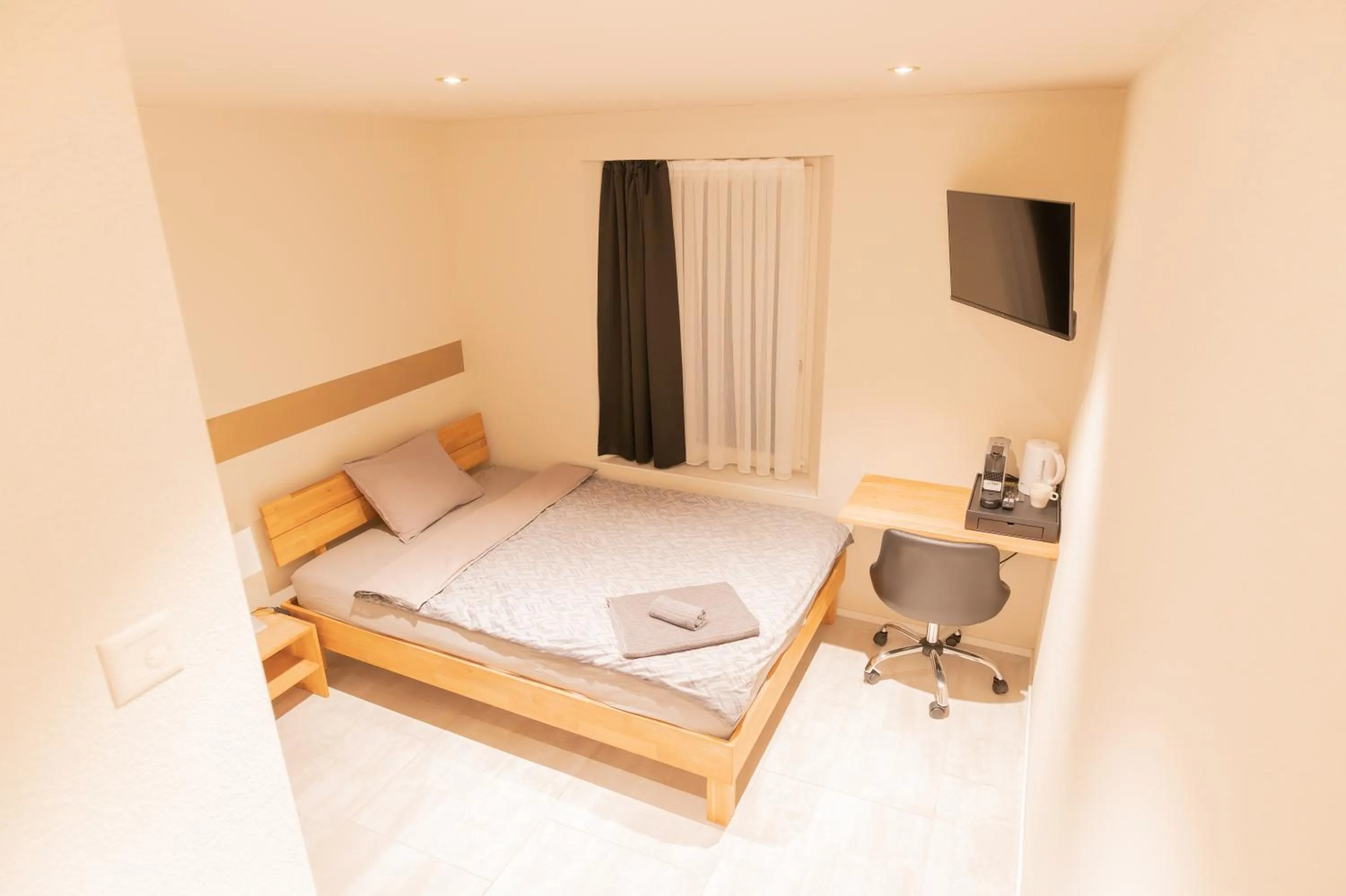 Bed in Hotel Rütli am Bahnhof Rüti ZH