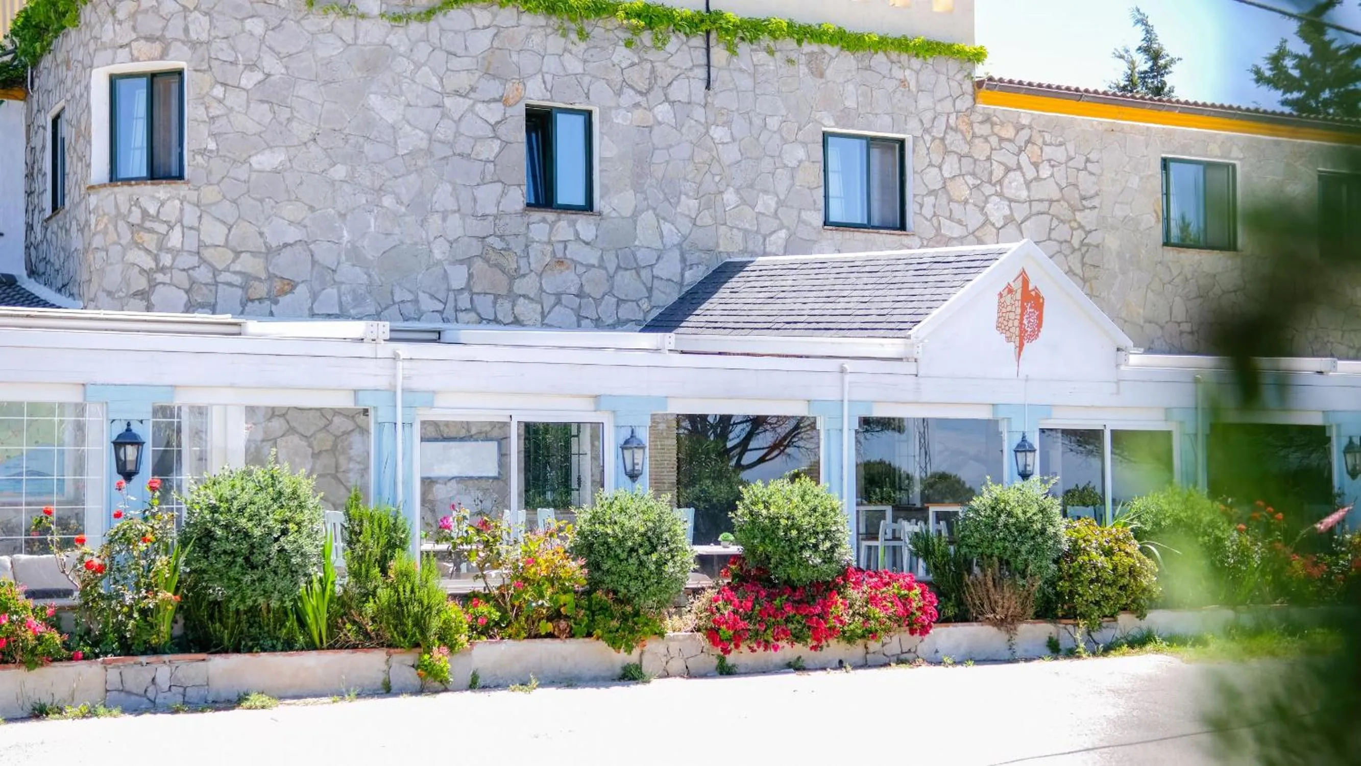 Property building in Hotel La Torre