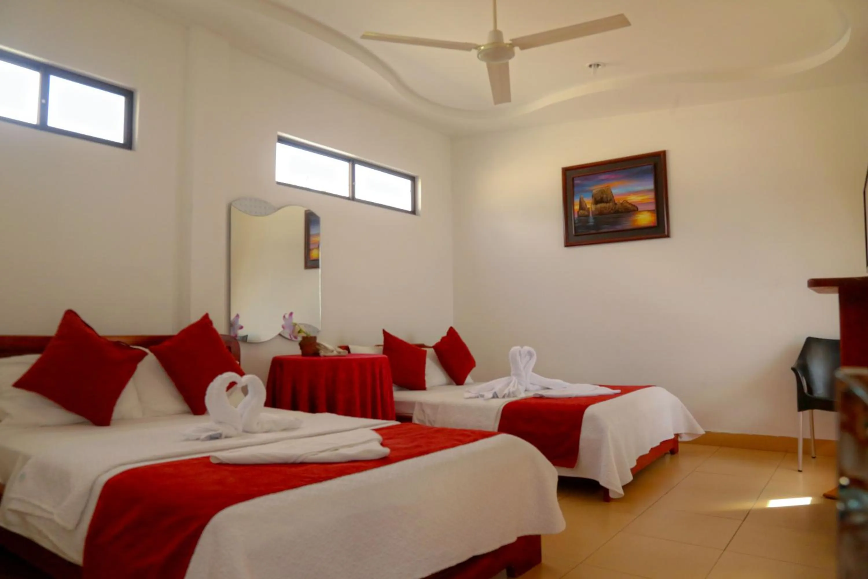 Bed in Hostal Sir Francis Drake