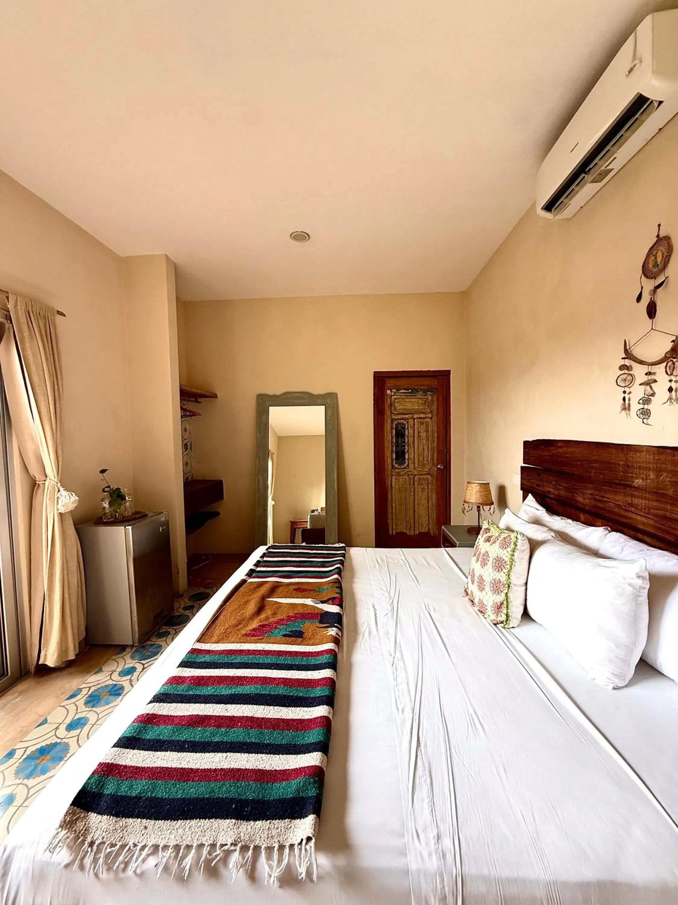 Photo of the whole room, Bed in XscapeTulum