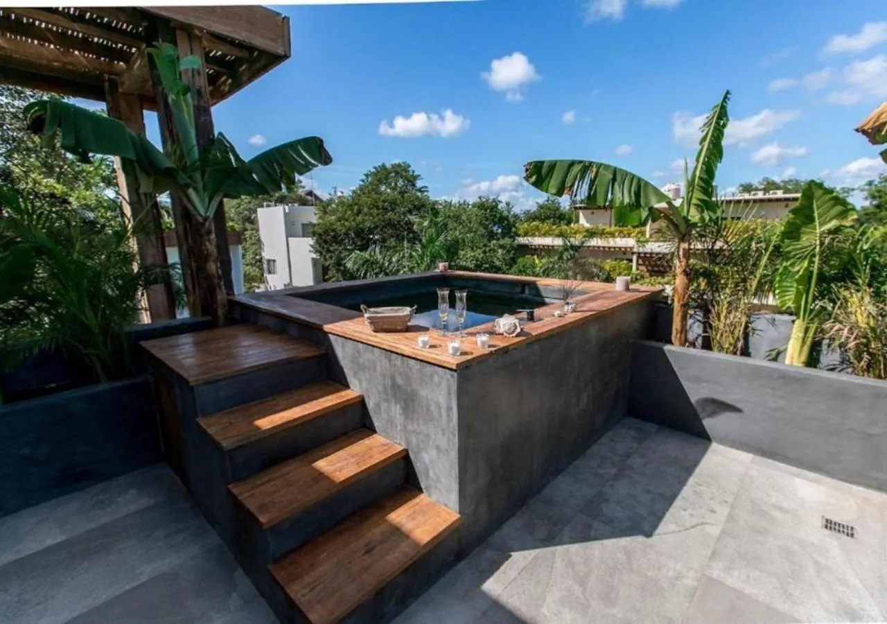Hot Tub in XscapeTulum