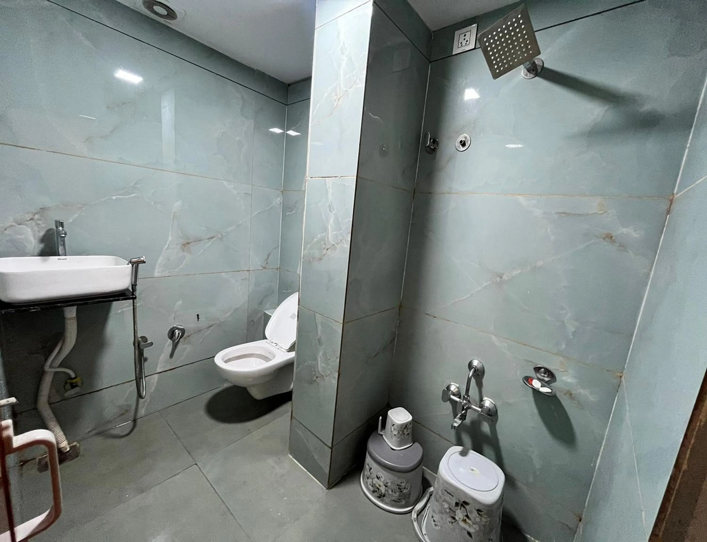 Bathroom in Hotel The Grand Near Maninagar Railway Station Ahmedabad