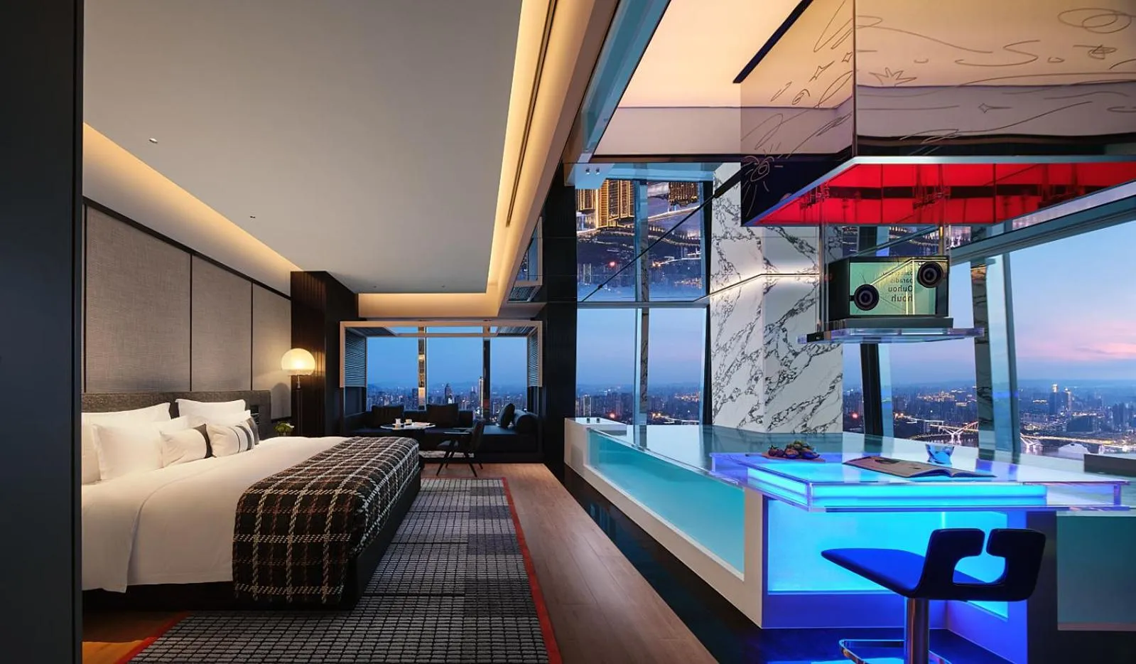 Photo of the whole room, Bed in ISEYA Panoramic Hotel Chongqing Jiefangbei Flagship