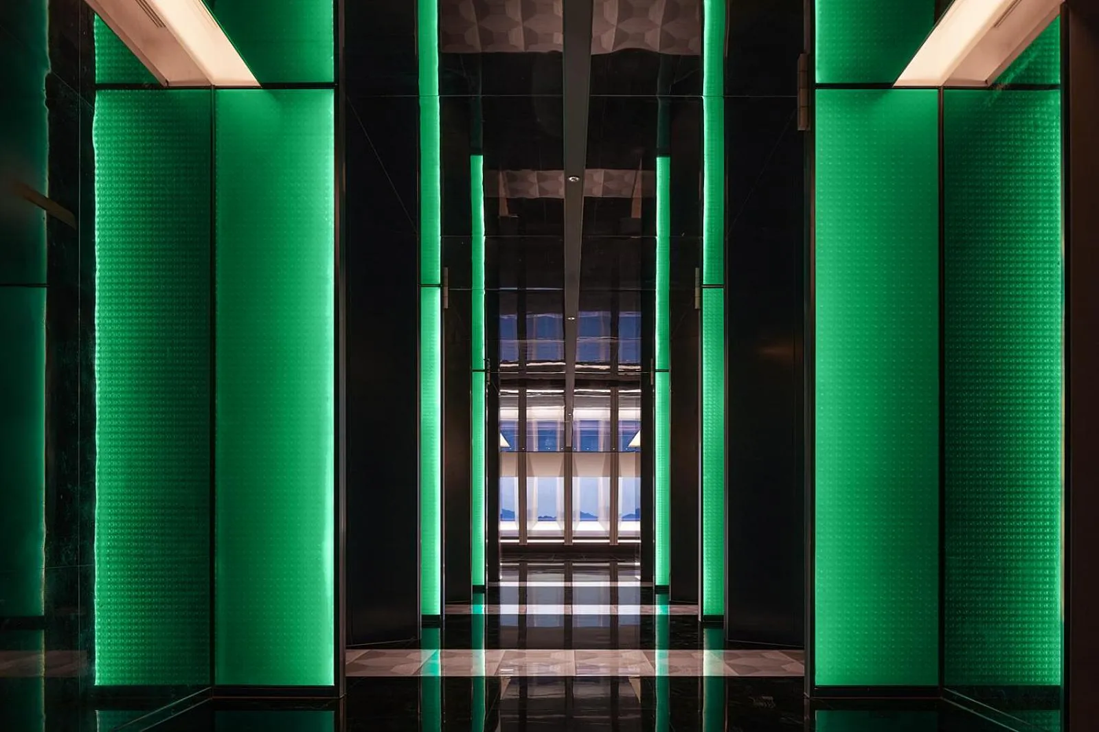 ISEYA Panoramic Hotel Chongqing Jiefangbei Flagship