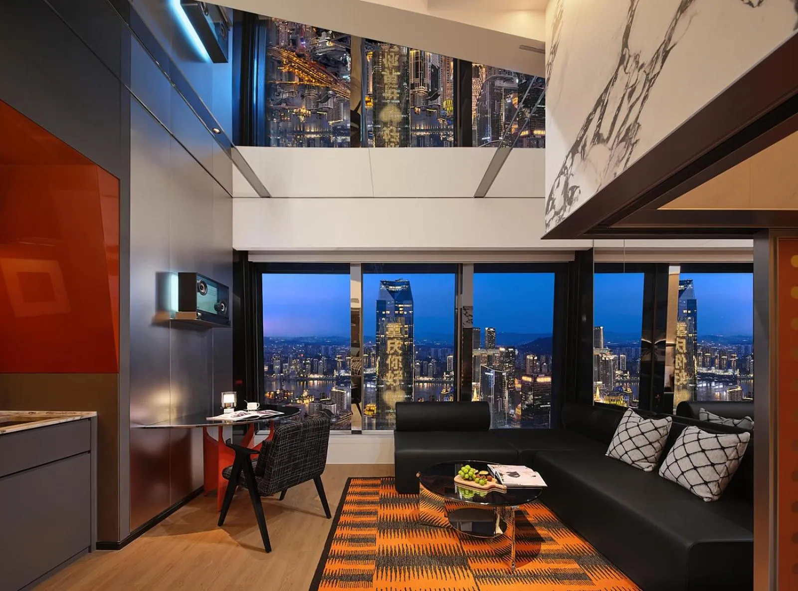 Seating area in ISEYA Panoramic Hotel Chongqing Jiefangbei Flagship