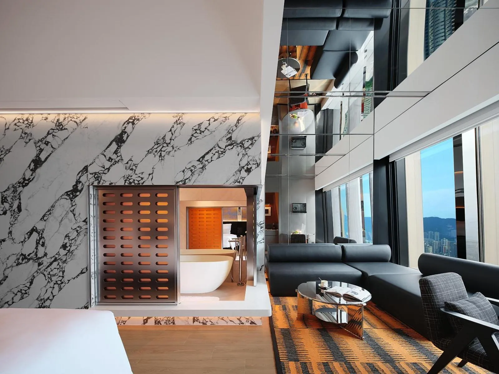 Photo of the whole room, Bed in ISEYA Panoramic Hotel Chongqing Jiefangbei Flagship