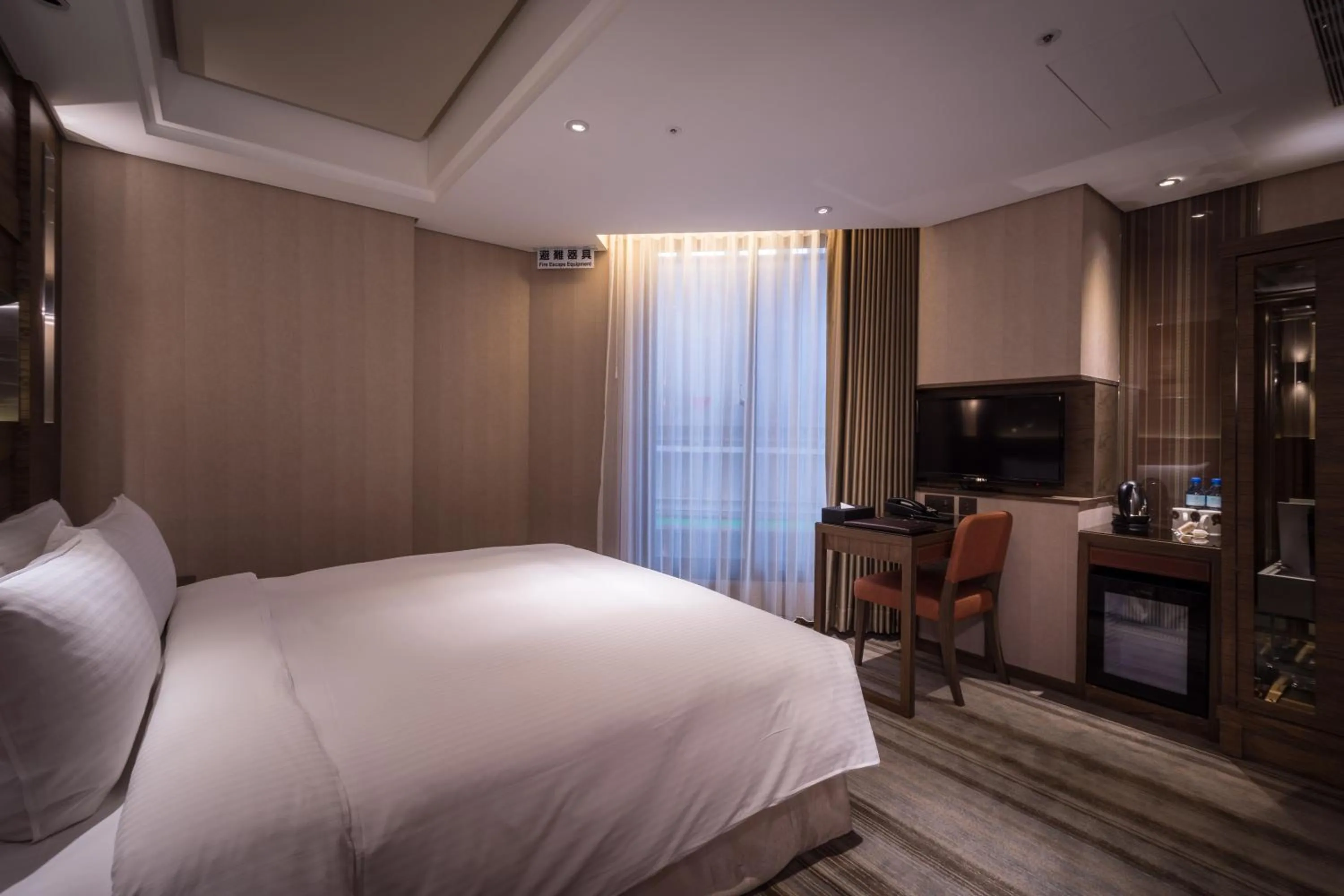 bunk bed, Bed in Green World Taipei Station