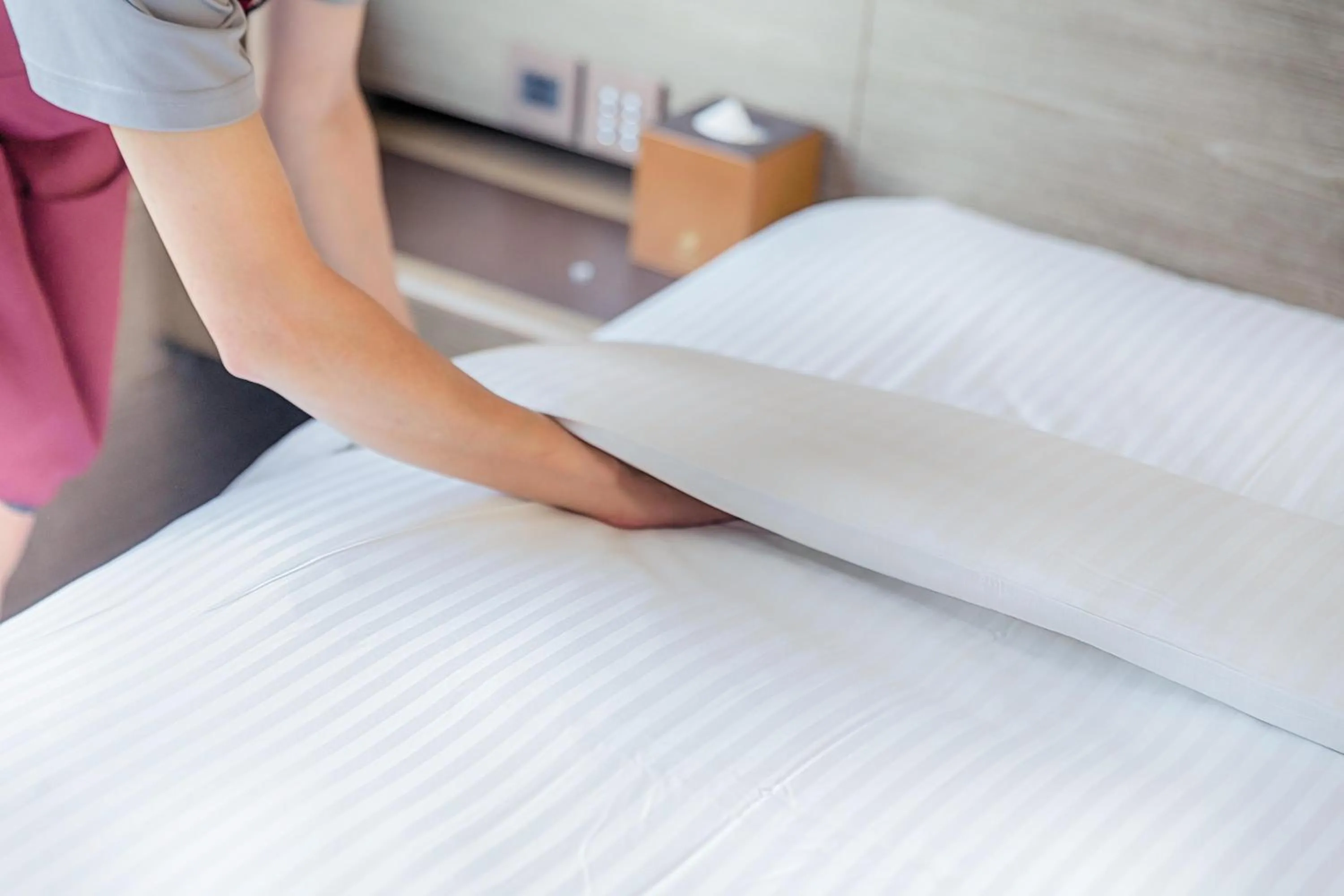 Staff, Bed in Green World Taipei Station