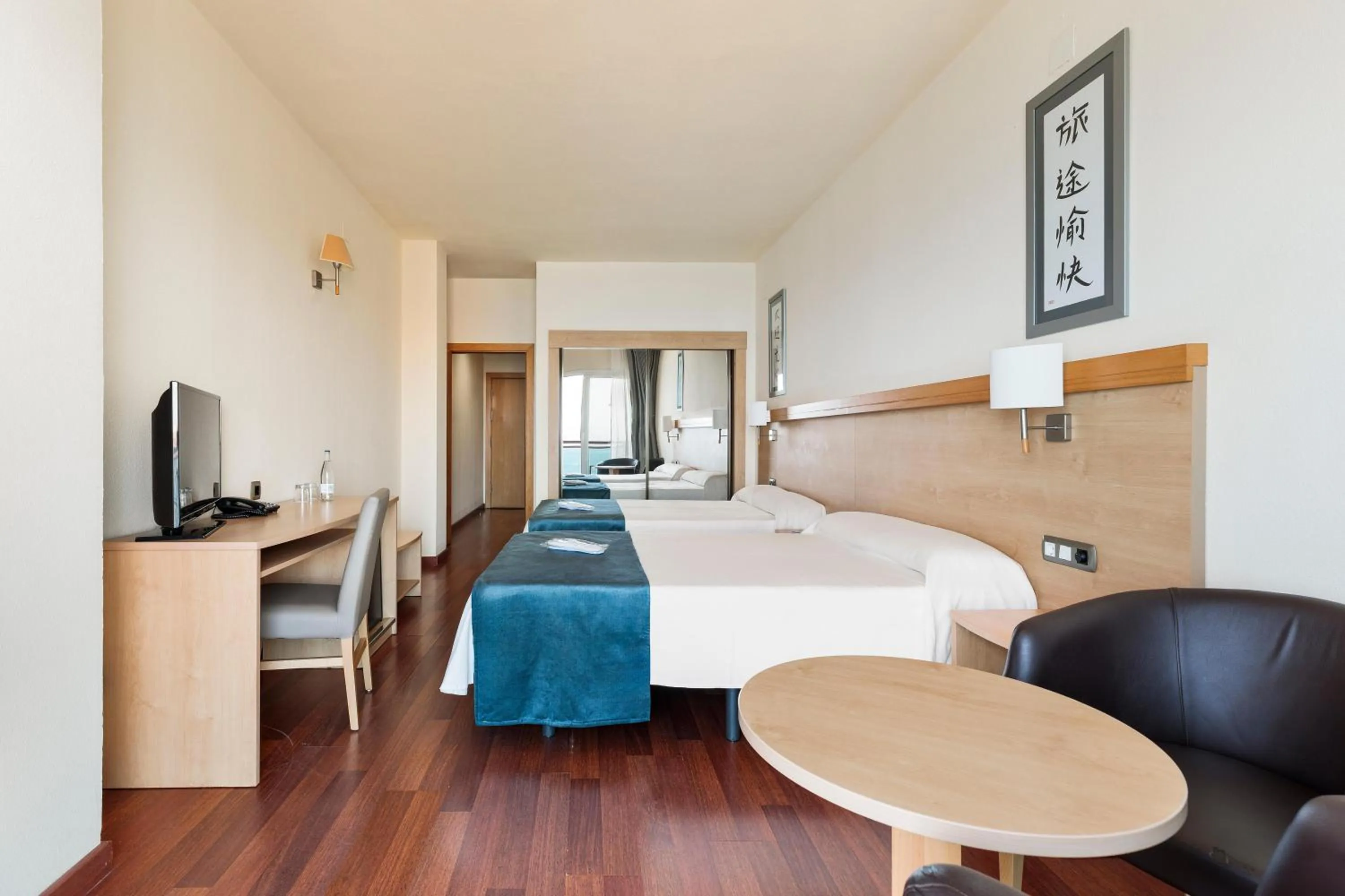 Photo of the whole room, Bed in Hotel Best Benalmadena