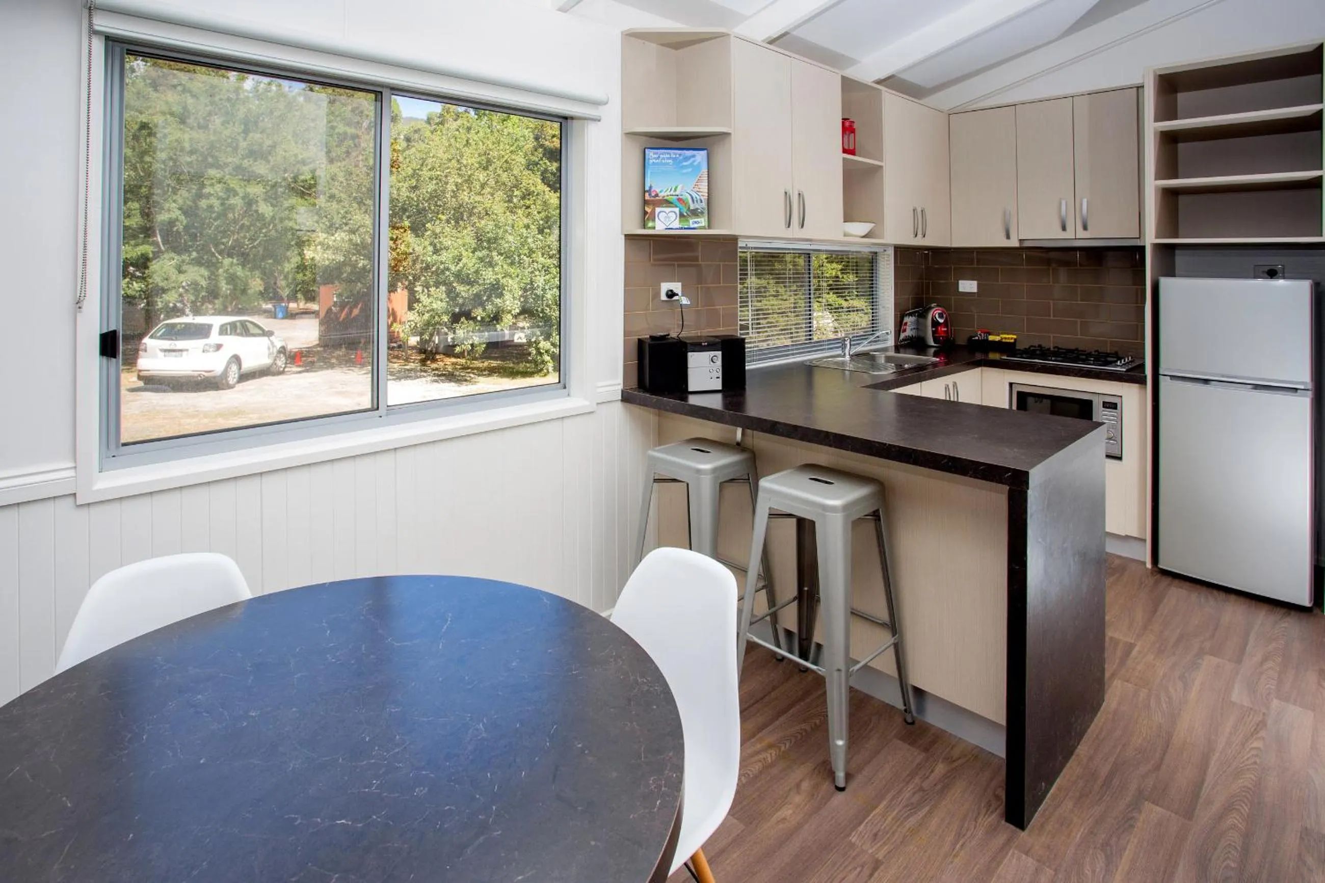 Kitchen or kitchenette in BIG4 Yarra Valley Park Lane Holiday Park
