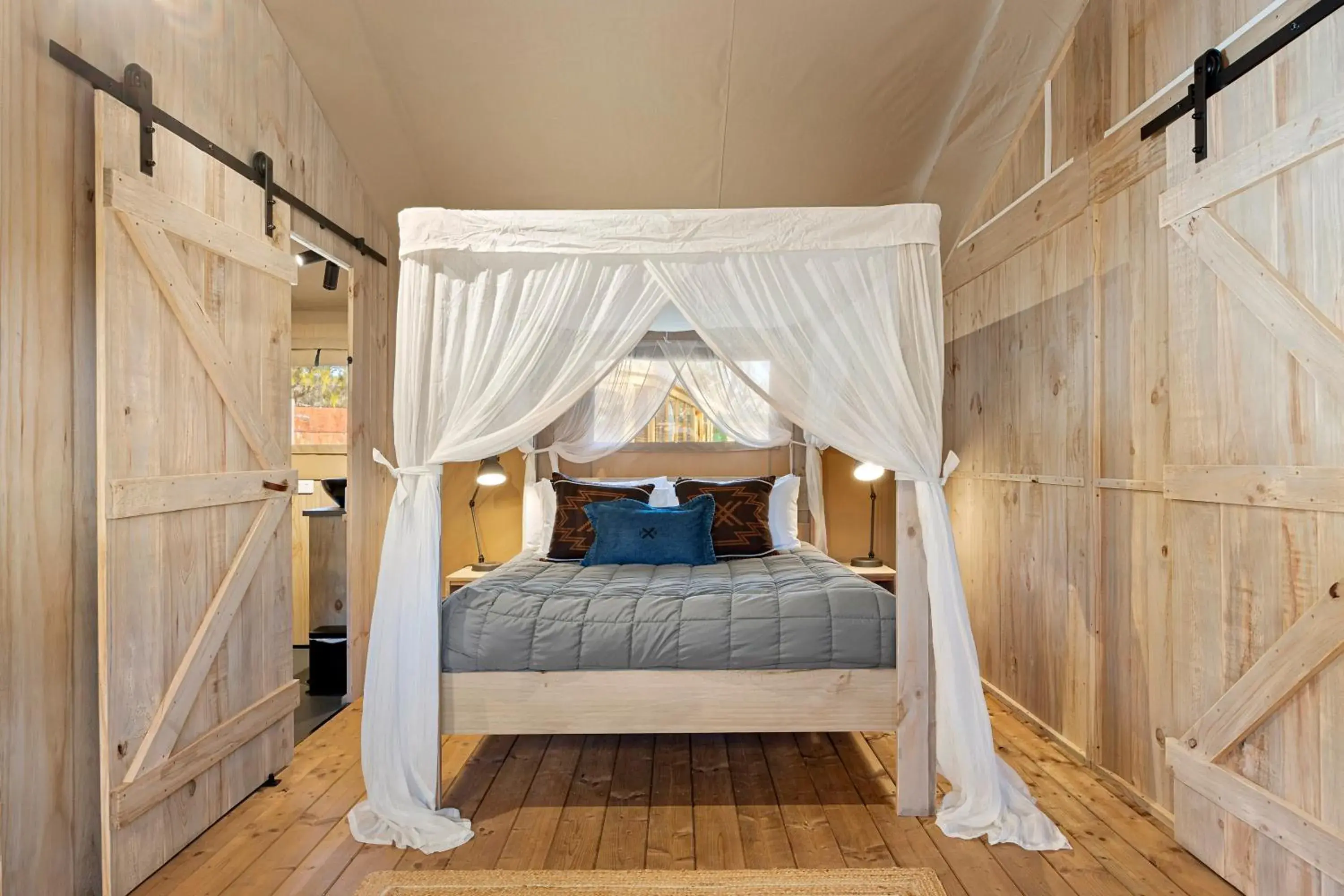 Superb Safari Tent in BIG4 Yarra Valley Park Lane Holiday Park Superb Safari Tent in BIG4 Yarra Valley Park Lane Holiday Park