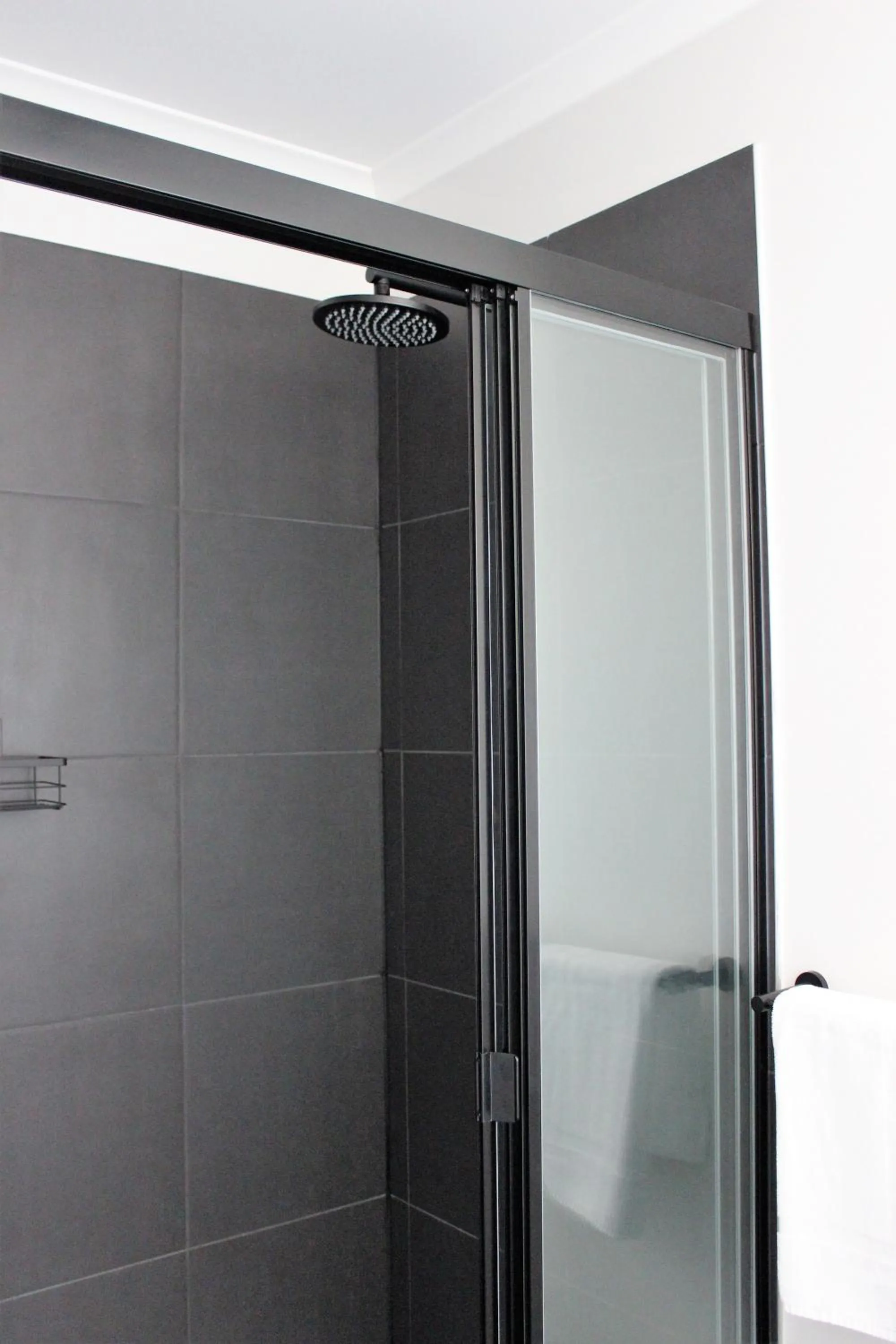 Shower in BIG4 Yarra Valley Park Lane Holiday Park