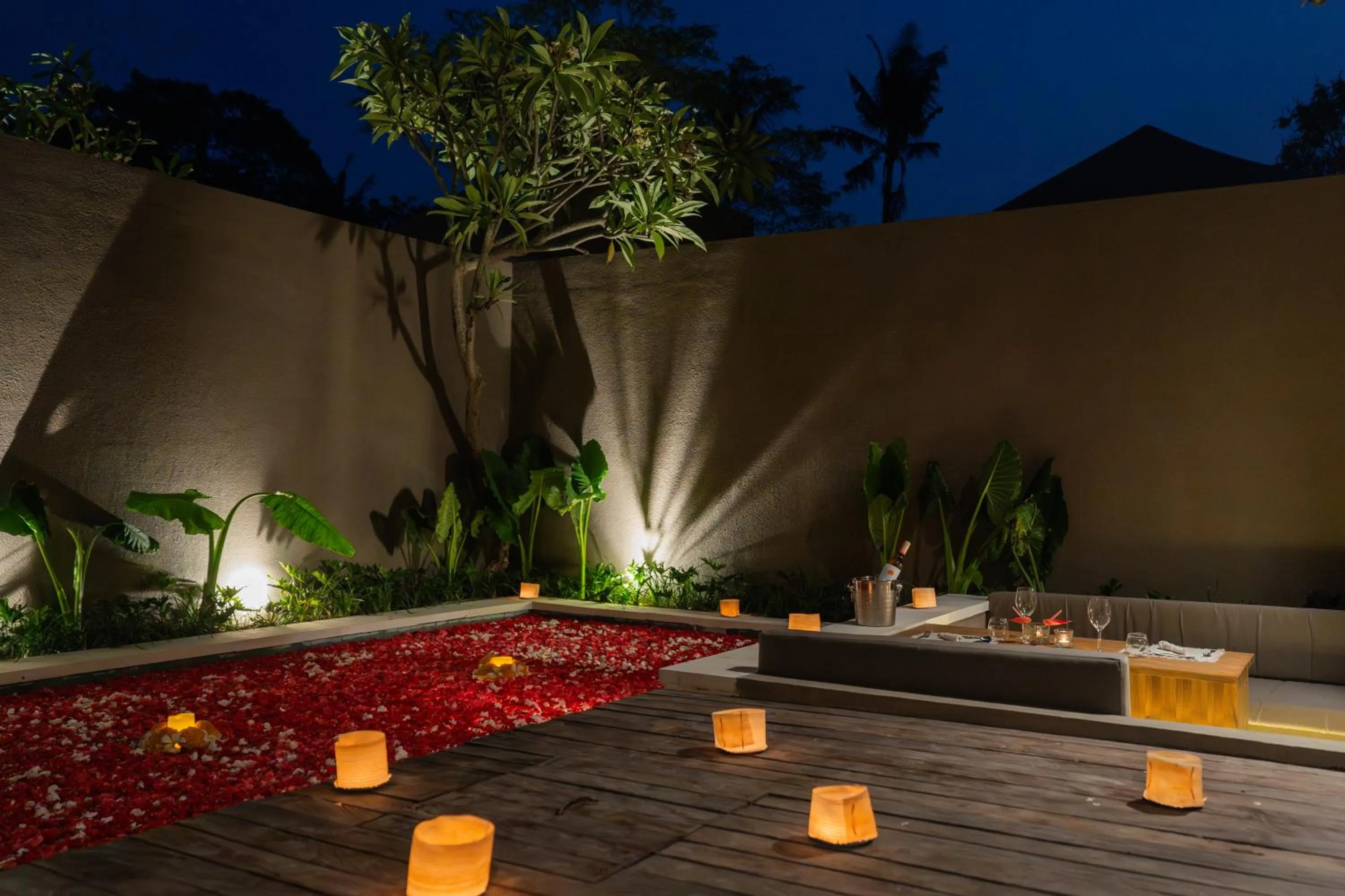 Dinner in Ubud Mas Glamping Luxury Tent