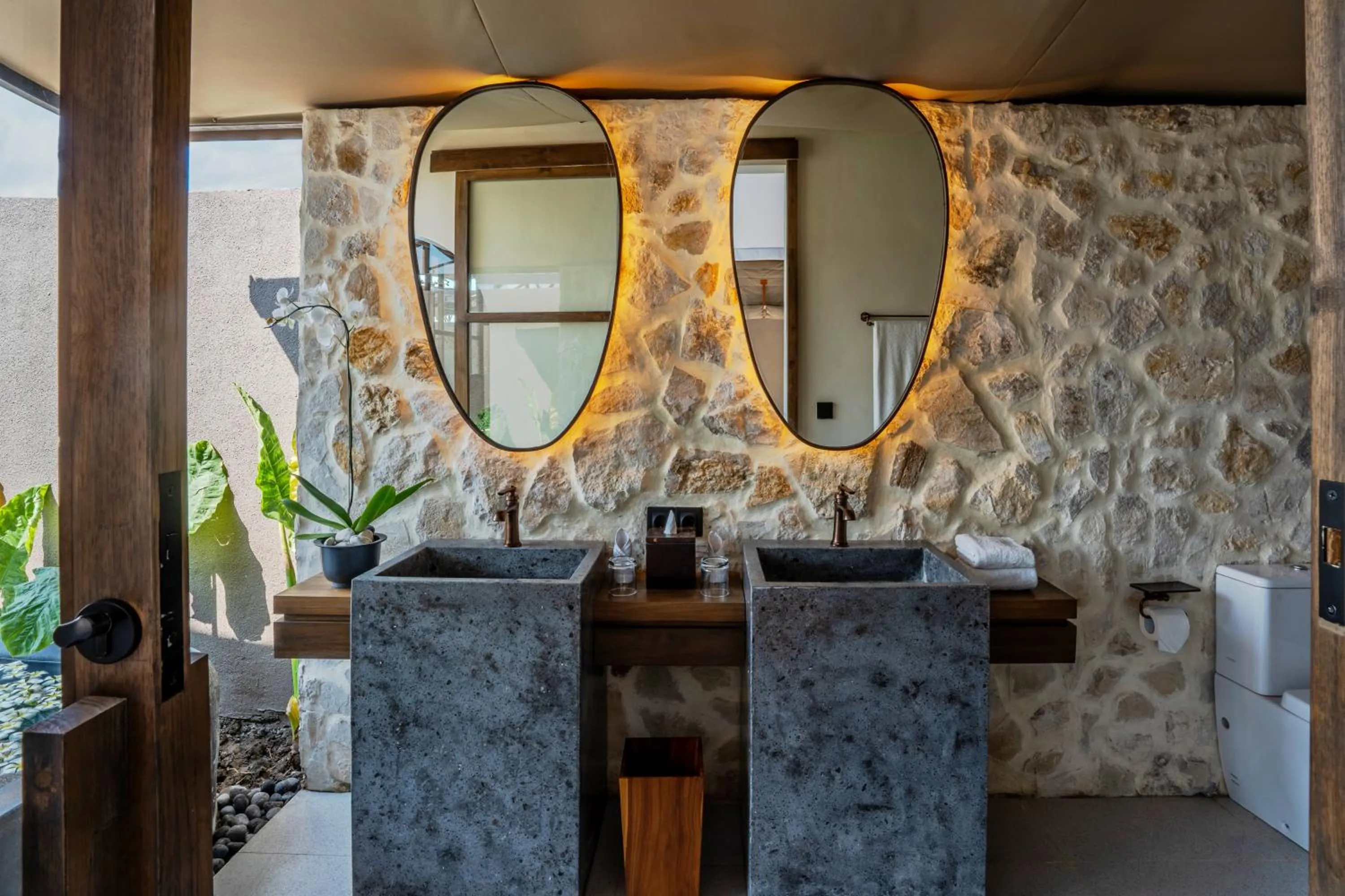 Bathroom in Ubud Mas Glamping Luxury Tent