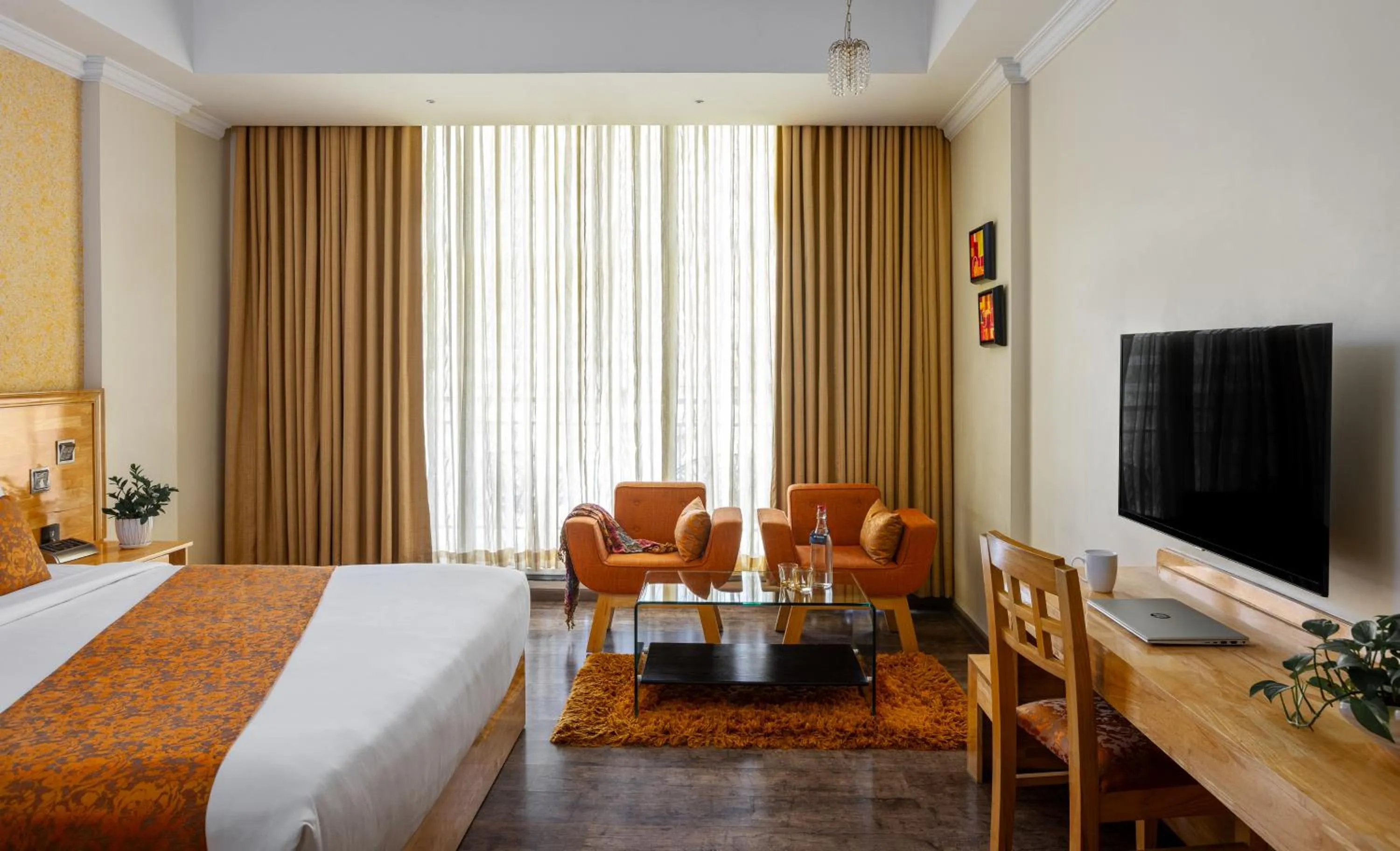 Bed in The Panoramic Getaway