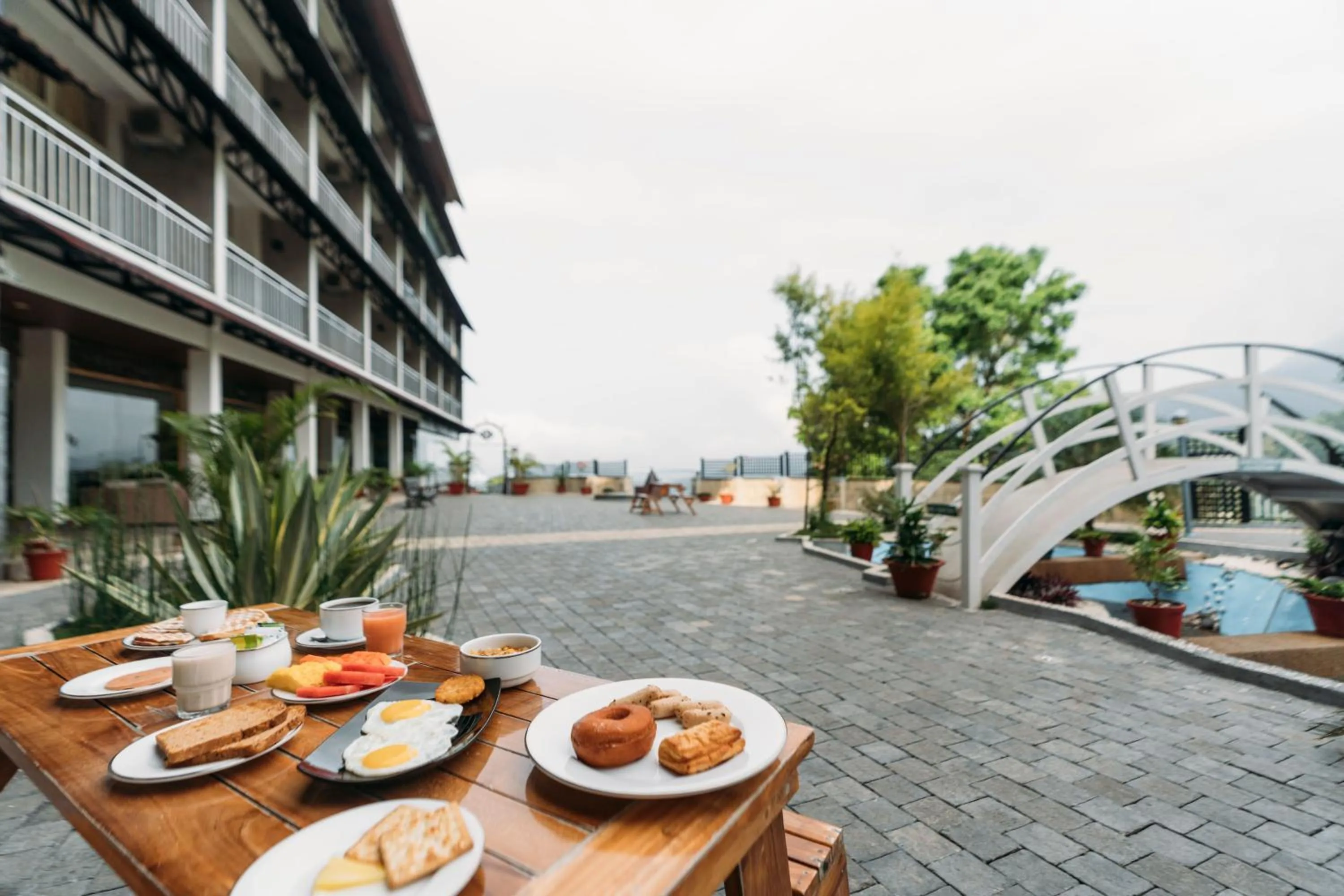 Food and drinks in The Panoramic Getaway