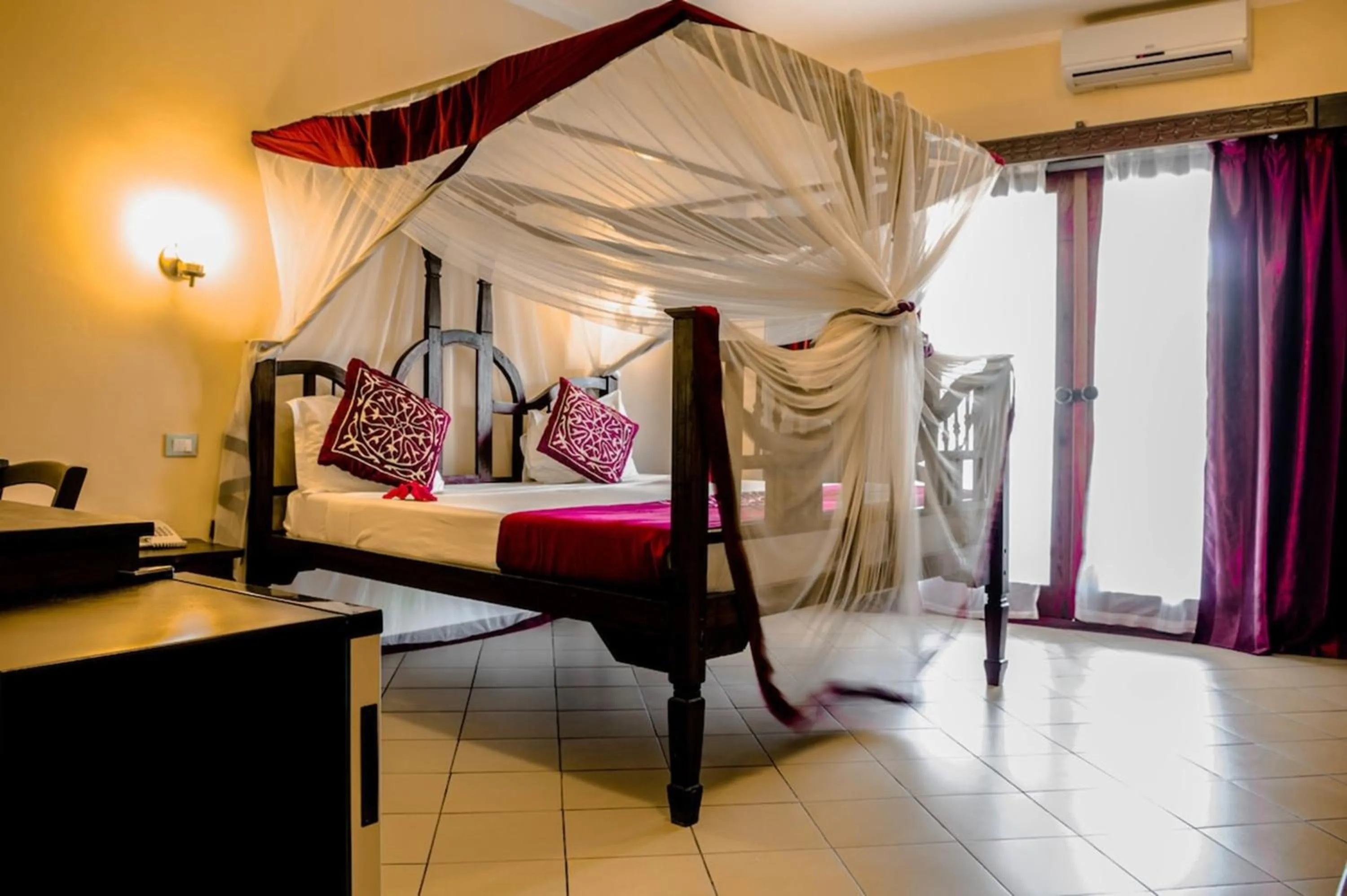 Deluxe, King Bed, Ocean View - single occupancy in JAZ Adonia