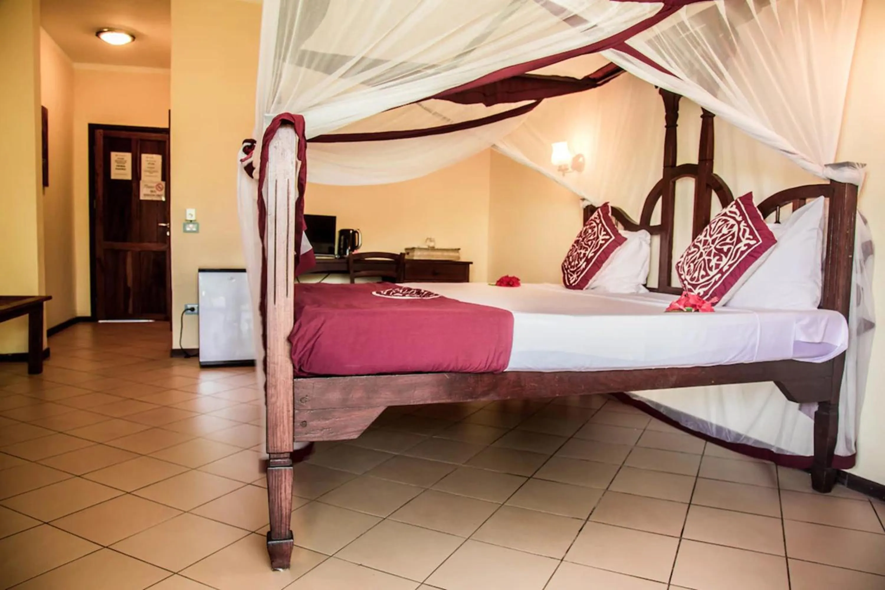 Superior, King or Twin Bed, Garden View - single occupancy in JAZ Adonia