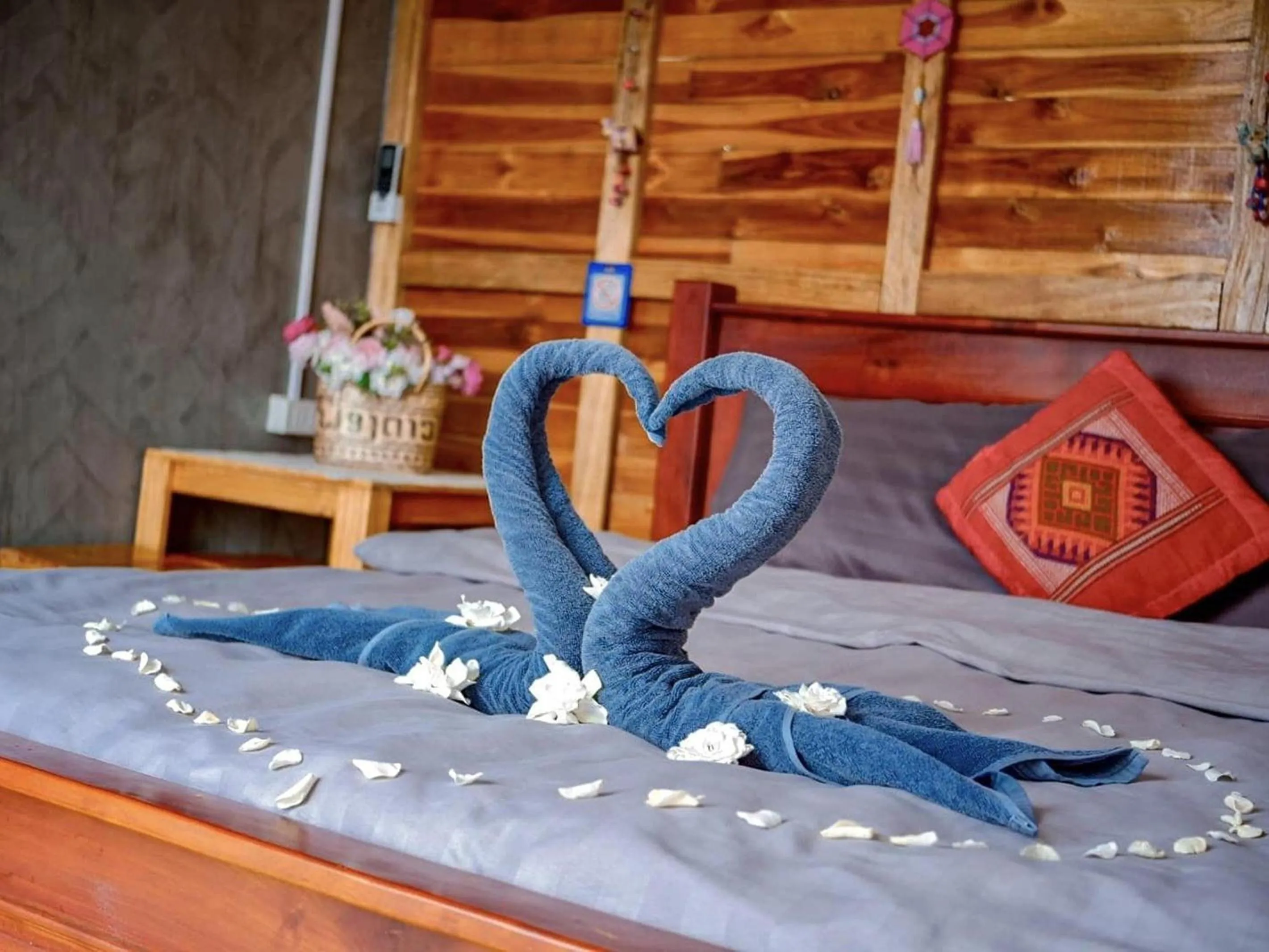 Bed in Fuang Dao Mountain Resort