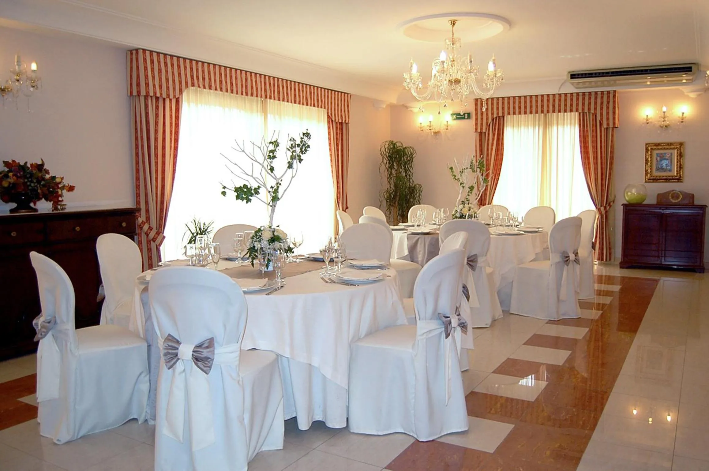 Restaurant/places to eat in Hotel Ristorante Donato
