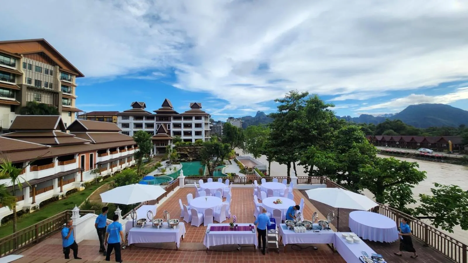 Restaurant/places to eat in Phubarn VimarnVangvieng Resort